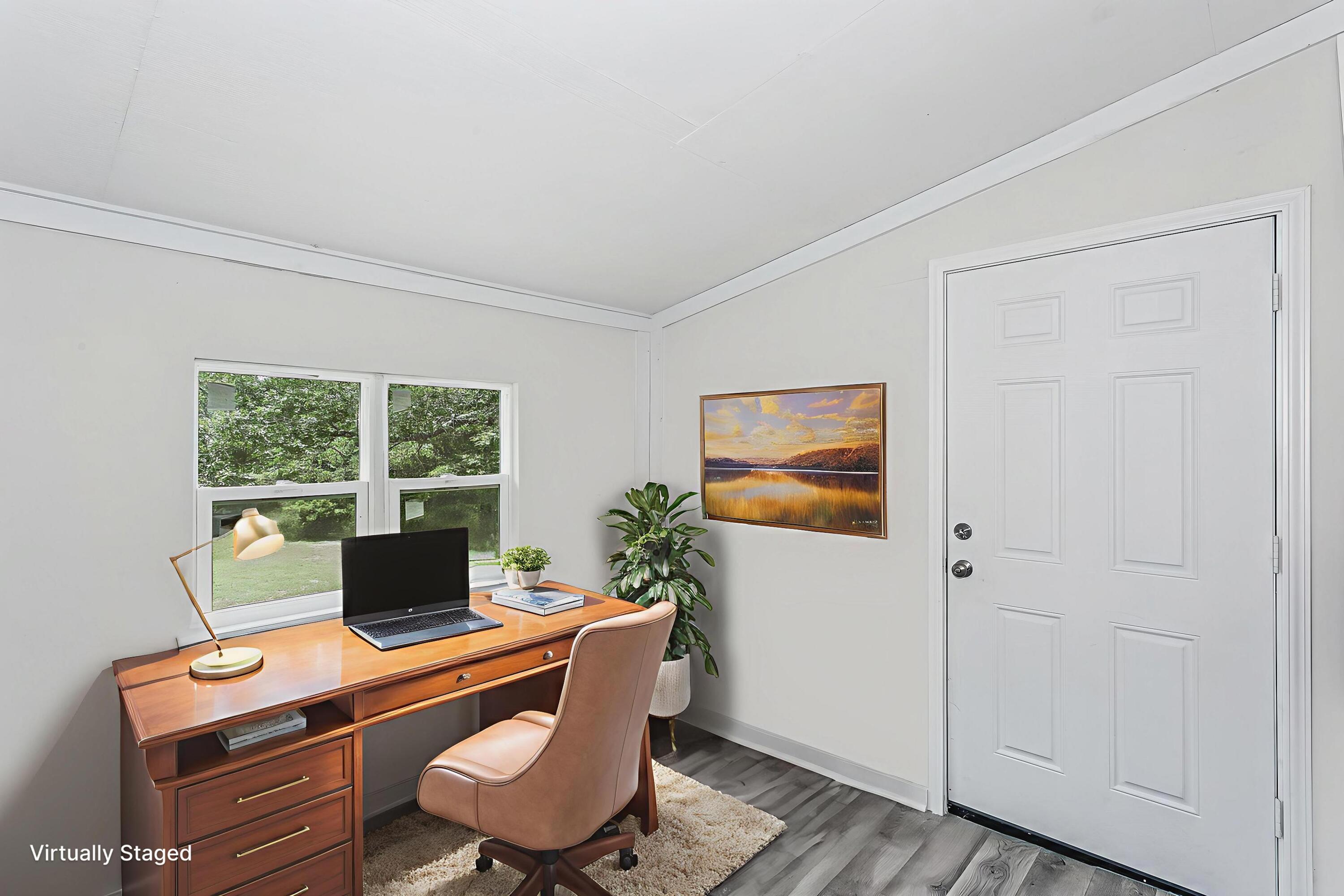 WHISPERING LAKES ESTATES - Residential
