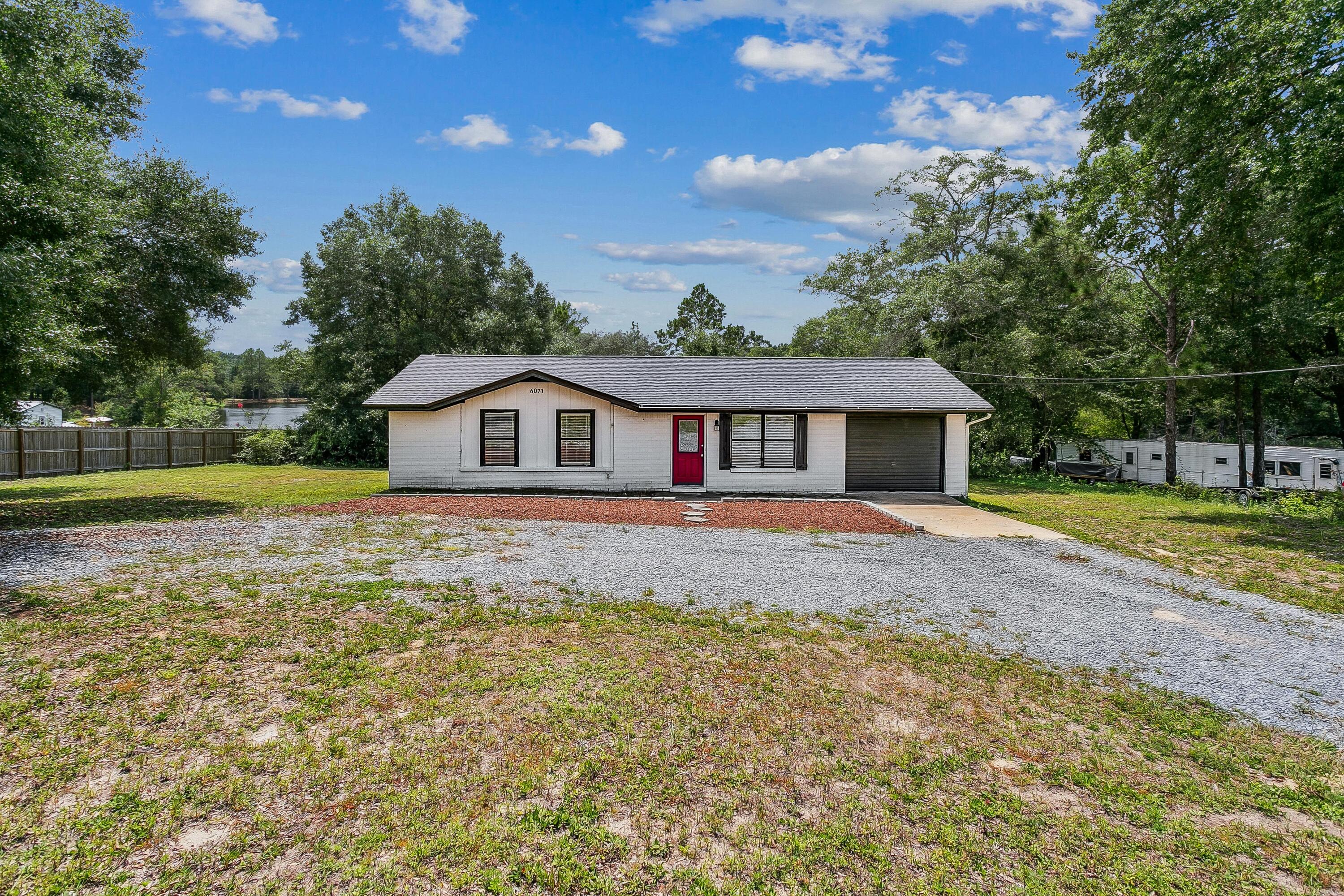 WHISPERING LAKES ESTATES - Residential