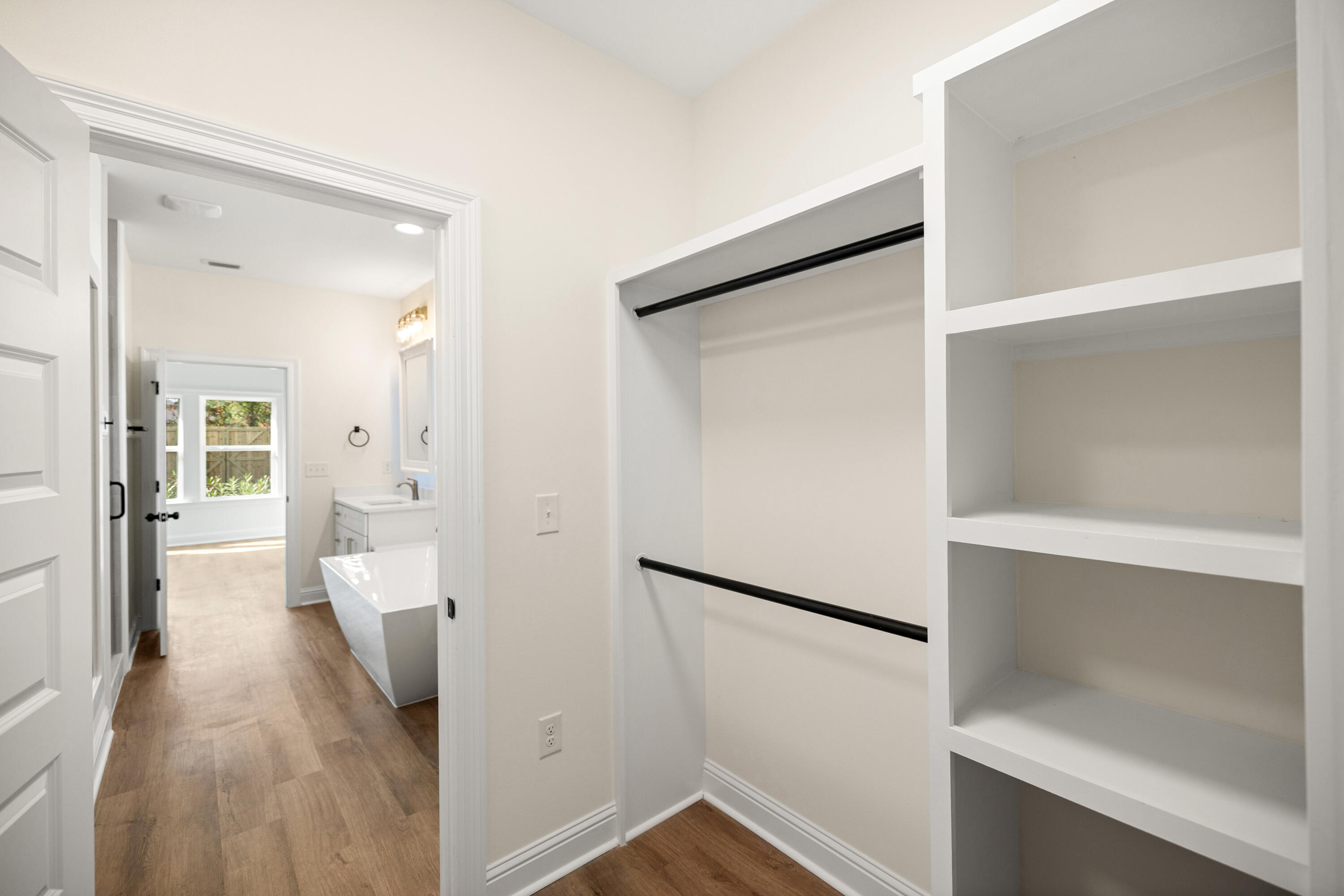 VILLA TASSO TOWN OF - Residential