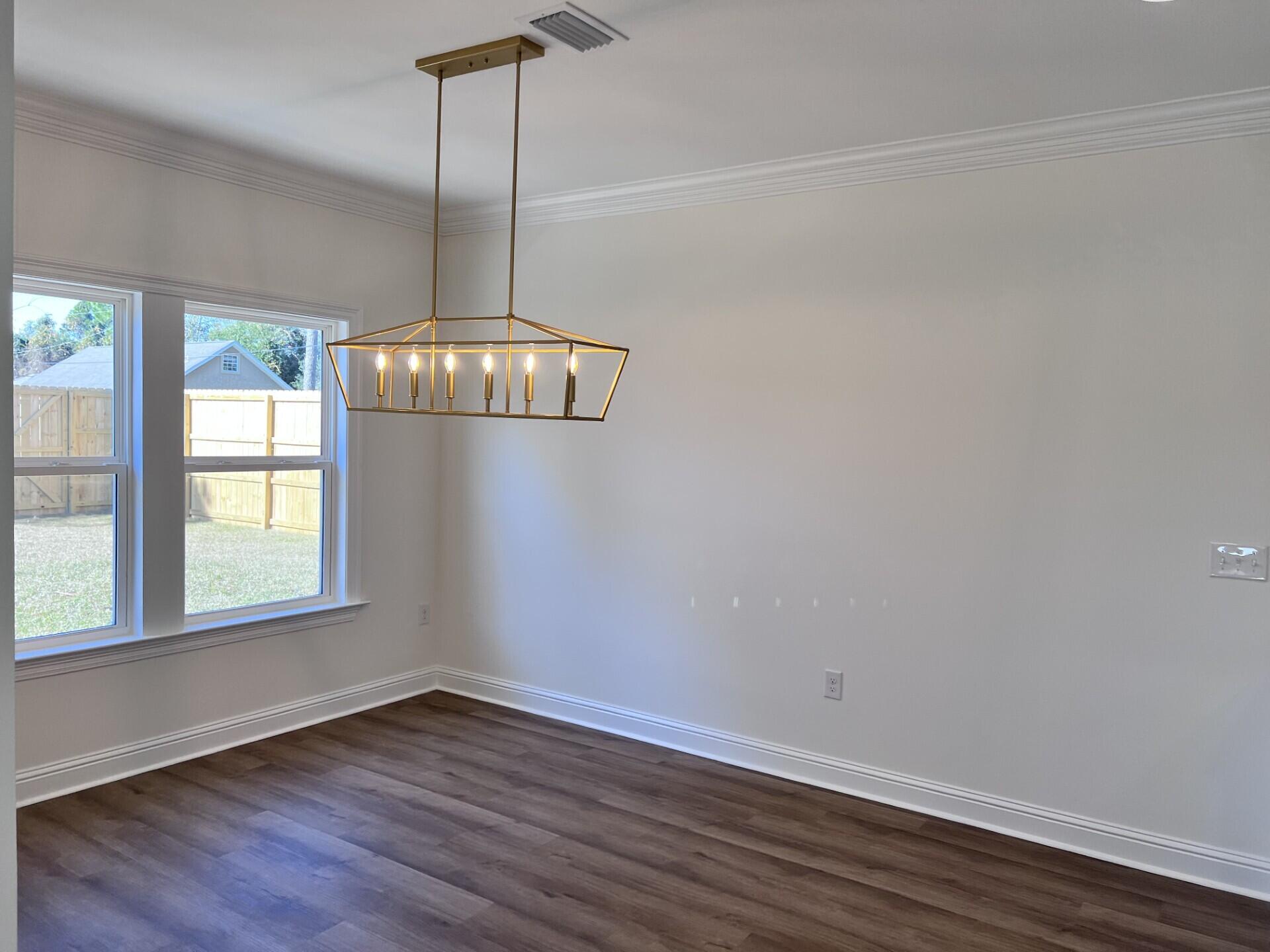 VILLA TASSO TOWN OF - Residential