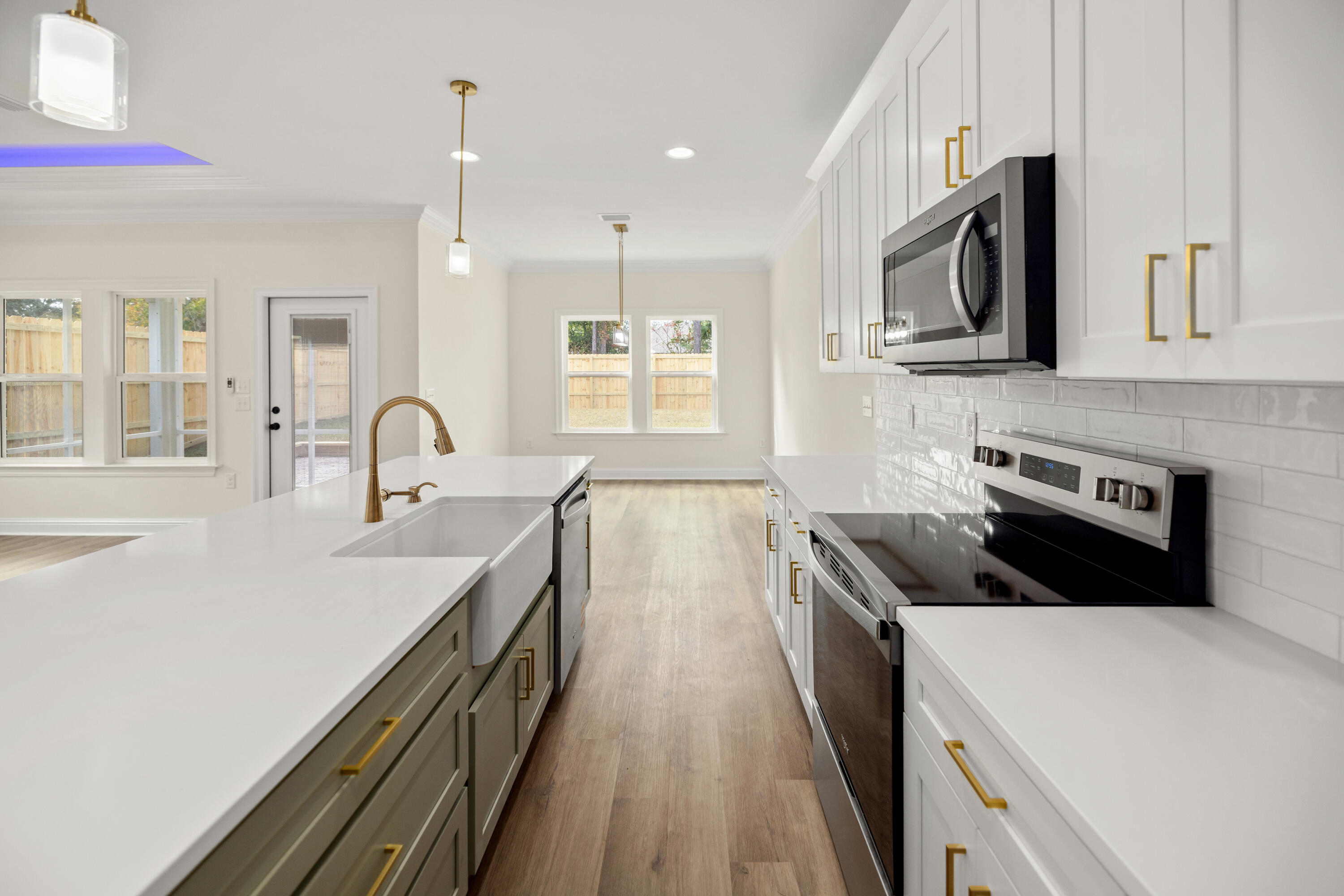 VILLA TASSO TOWN OF - Residential