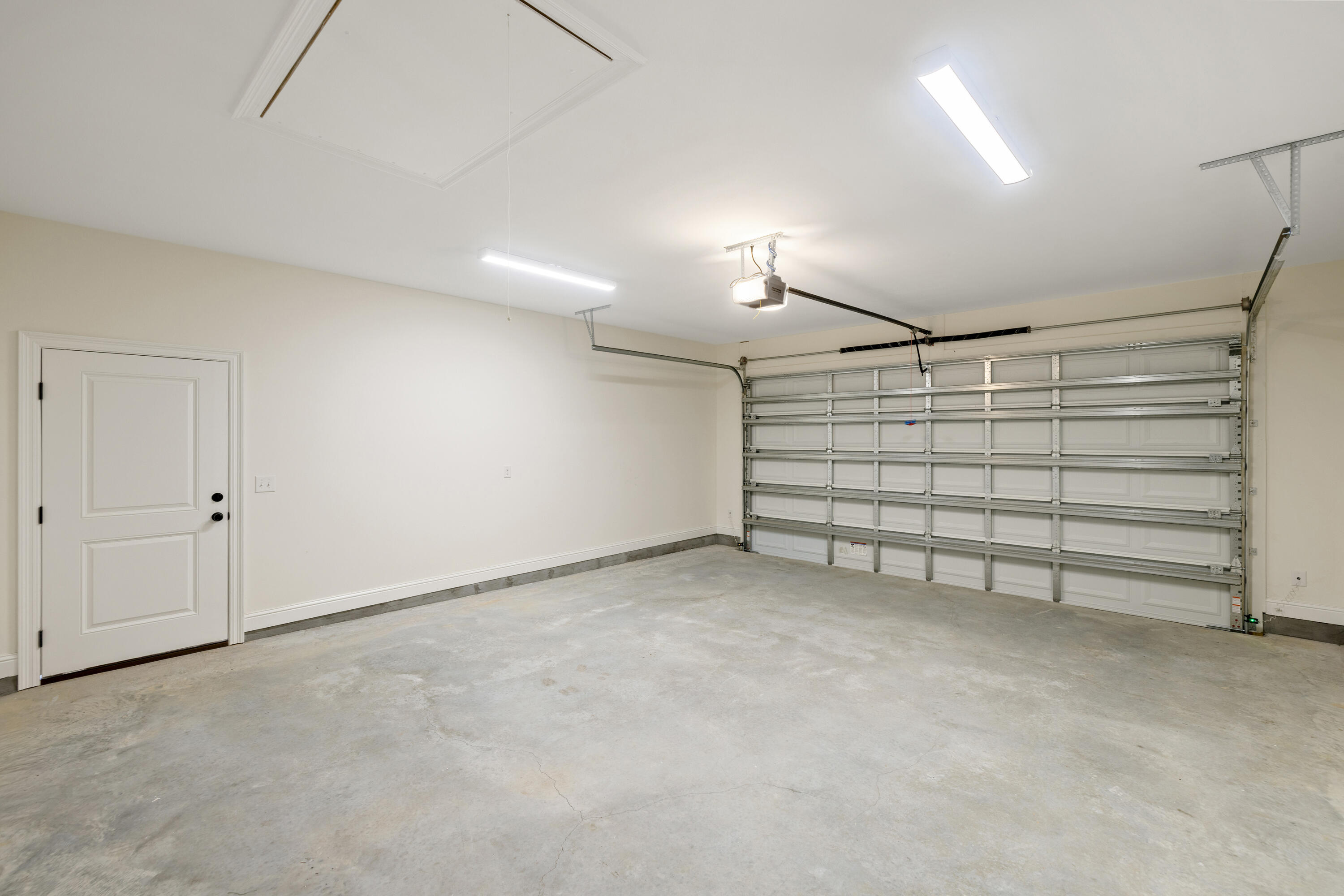 VILLA TASSO TOWN OF - Residential