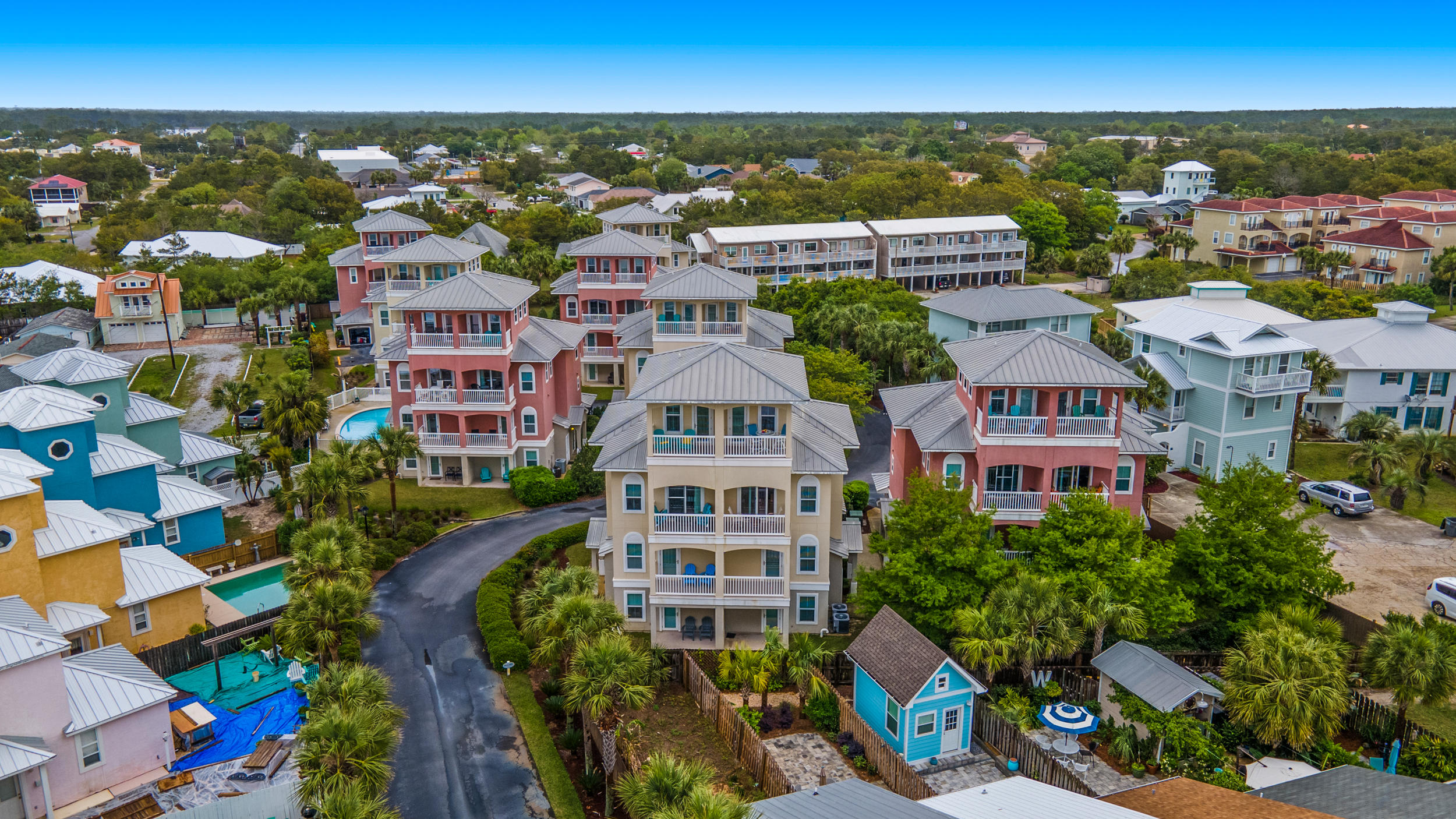 CASA DEL MAR - Residential