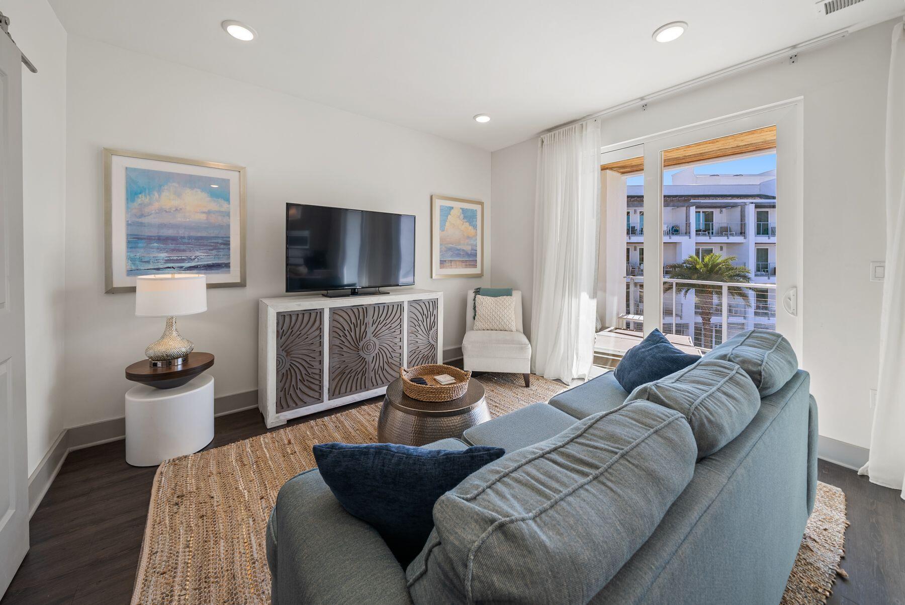 The Pointe 30a - Residential