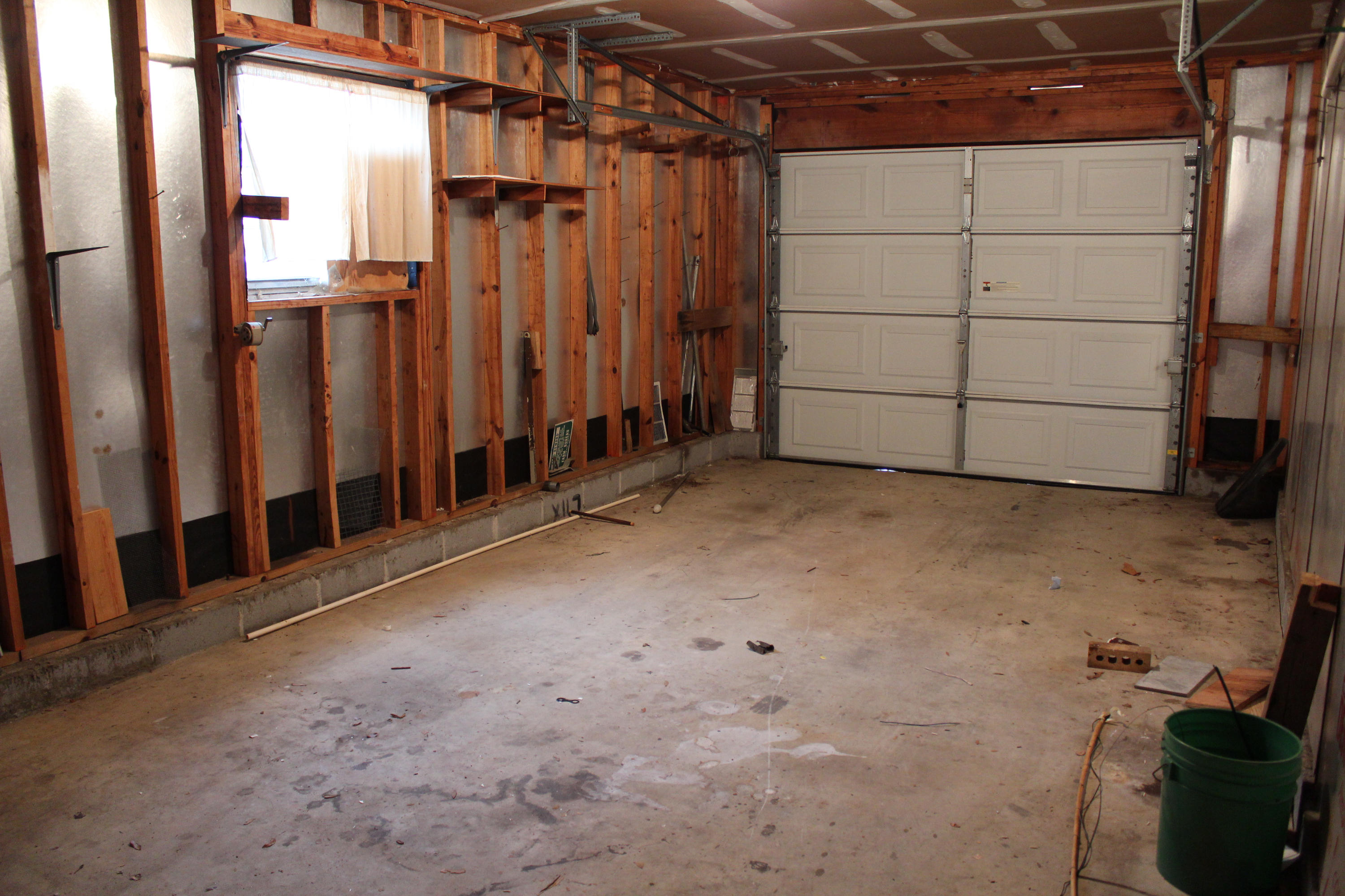 CAROL ANNE MANOR - Residential