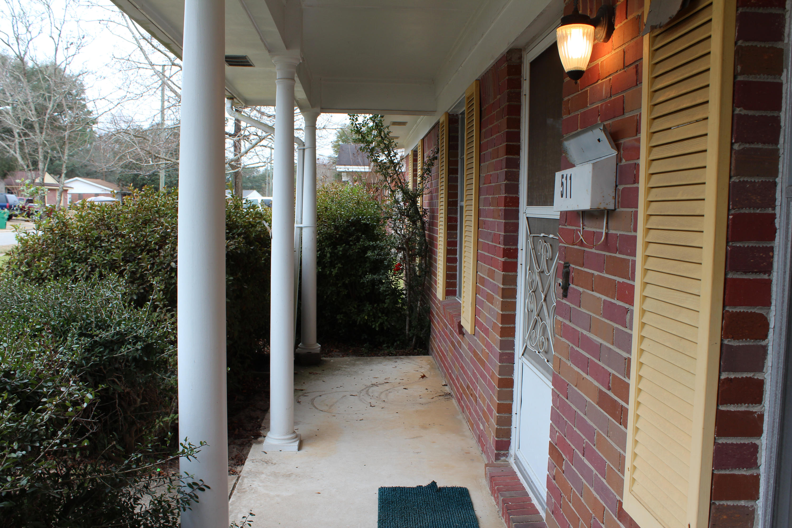 CAROL ANNE MANOR - Residential