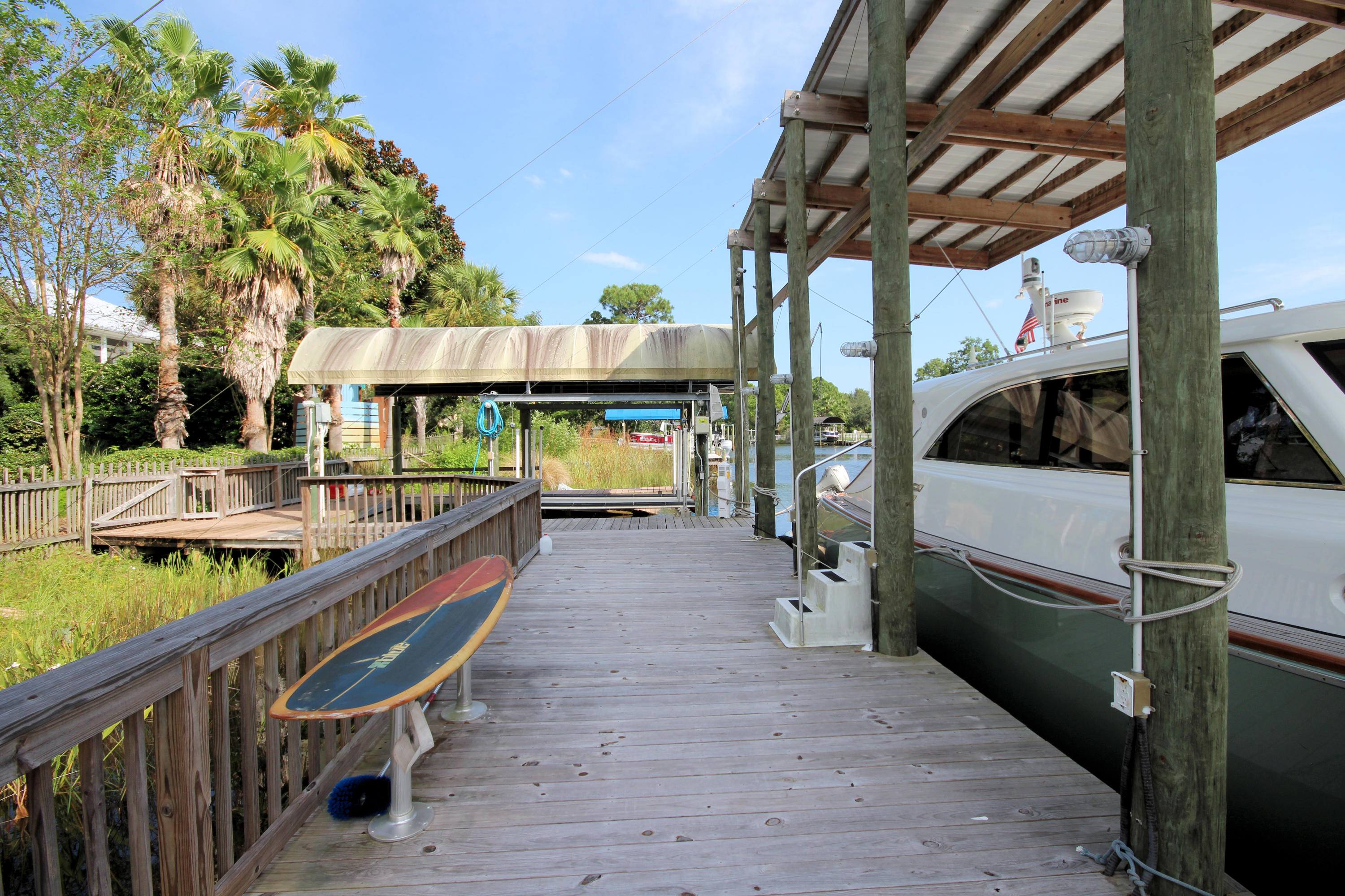 INDIAN CREEK S/D - Residential