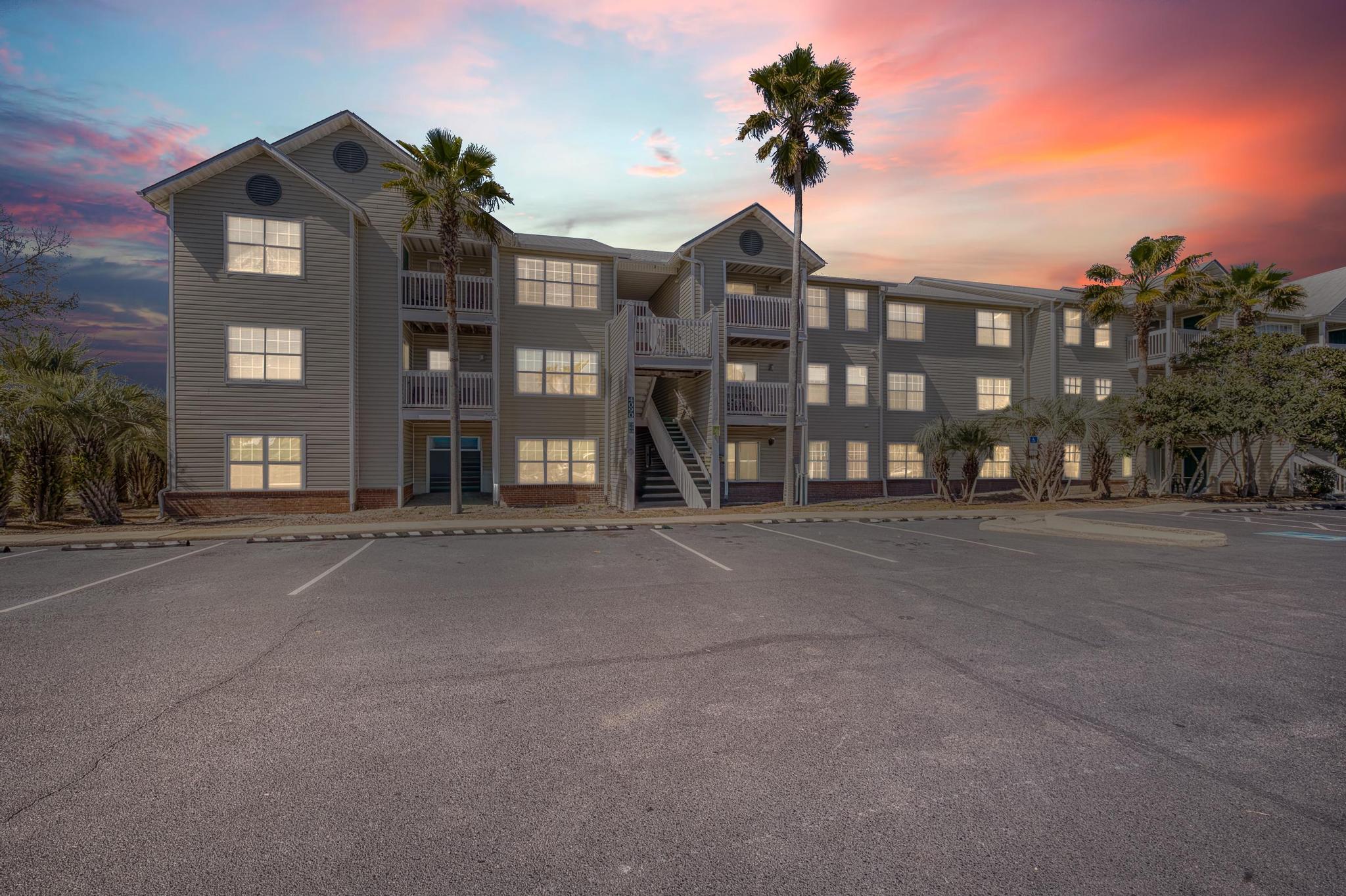 INDIAN LAKE - Residential