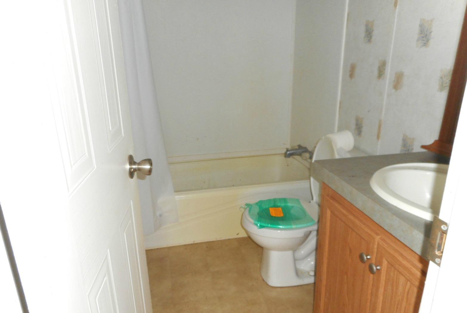 NO RECORDED SUBDIVISION - Residential