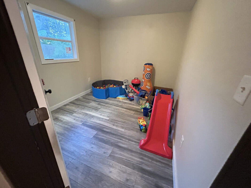 NONESUCH WAY - Residential