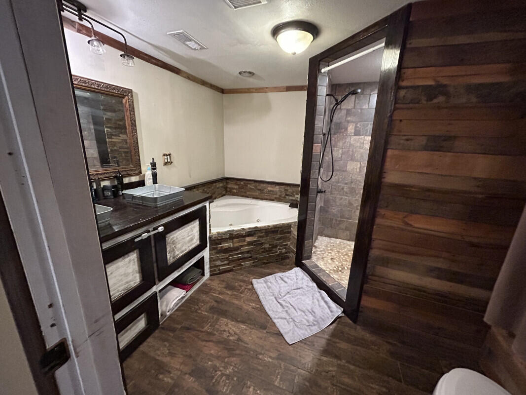 NONESUCH WAY - Residential