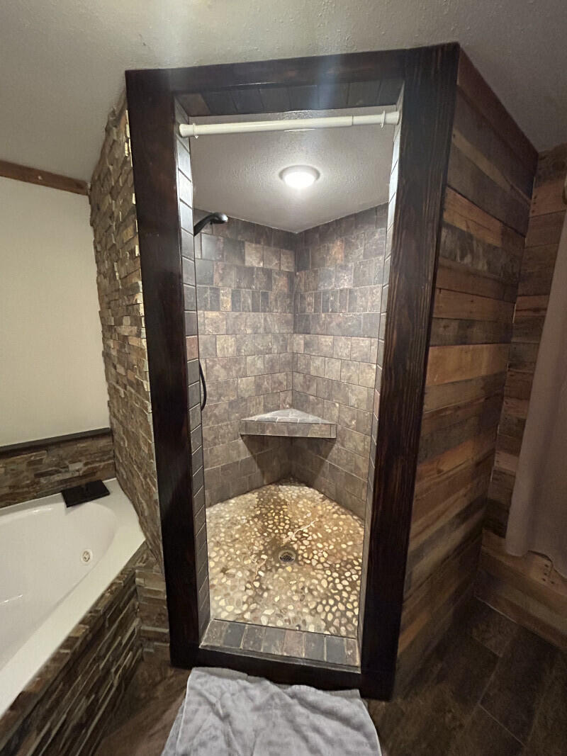 NONESUCH WAY - Residential