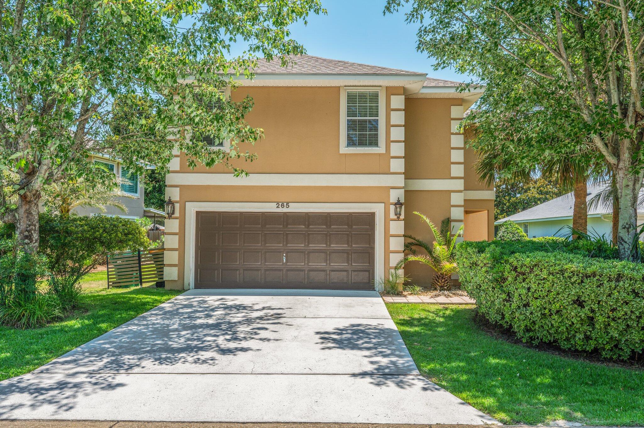EMERALD LAKES PH 1 - Residential