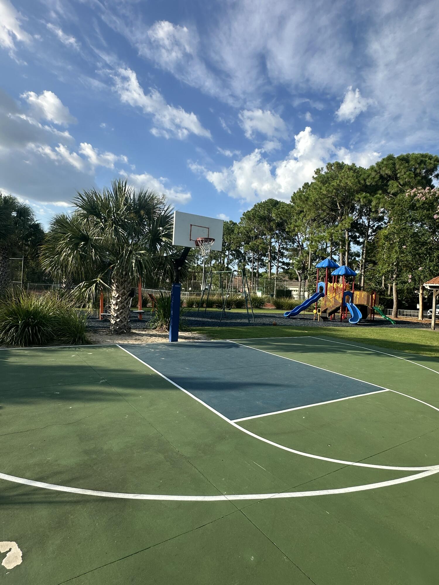 EMERALD LAKES PH 1 - Residential