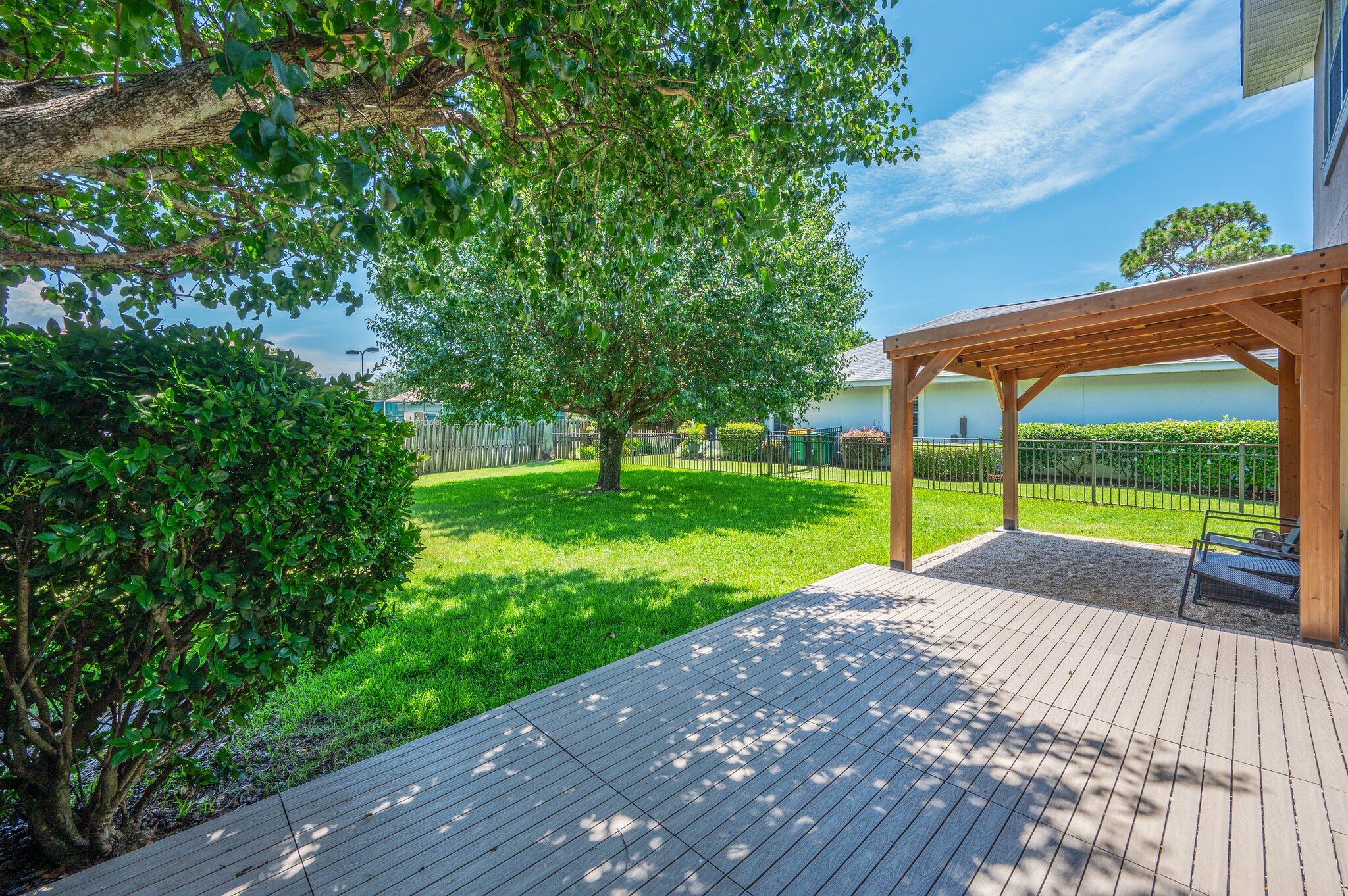 EMERALD LAKES PH 1 - Residential