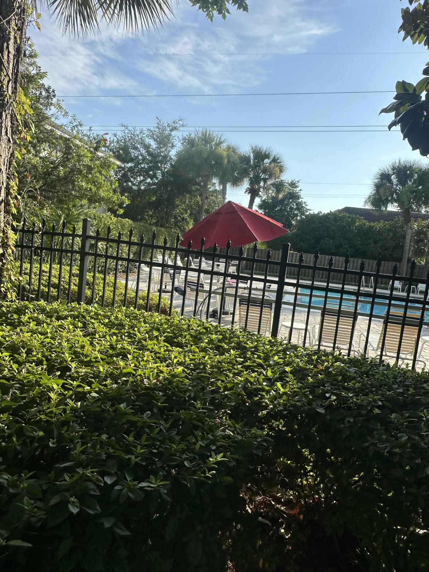 EMERALD LAKES PH 1 - Residential