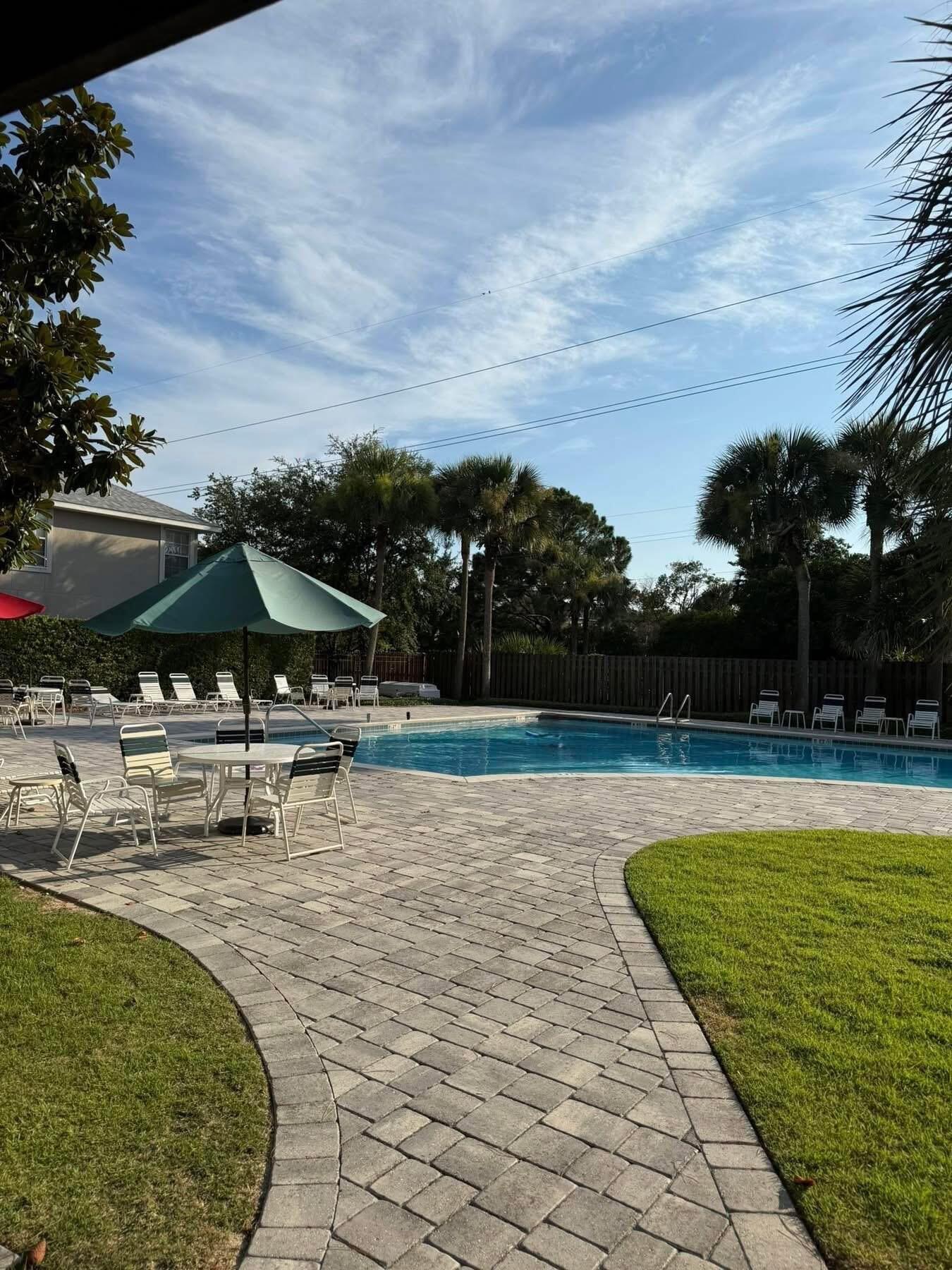 EMERALD LAKES PH 1 - Residential