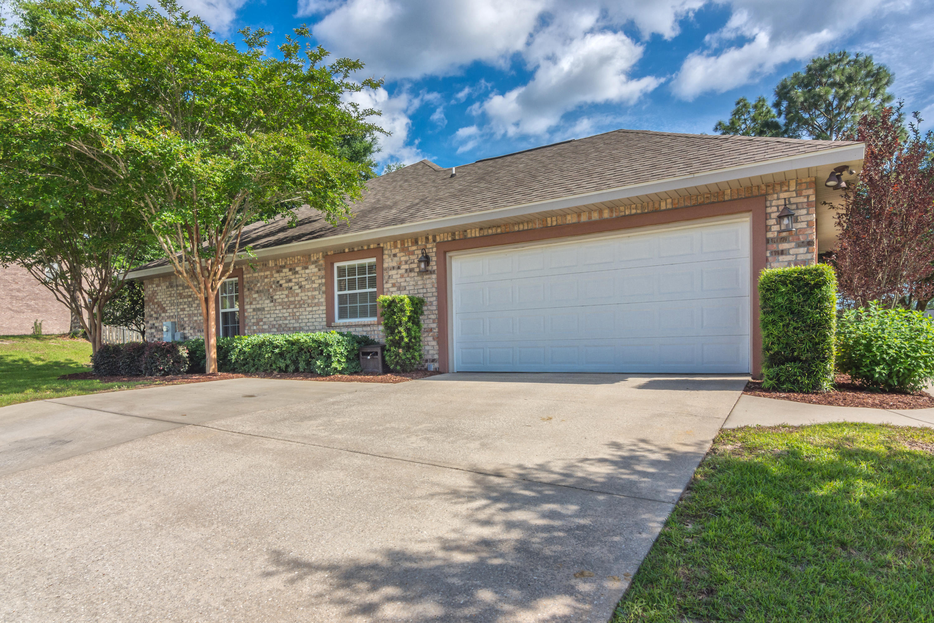 LAKE ARTHUR EST PH I - Residential