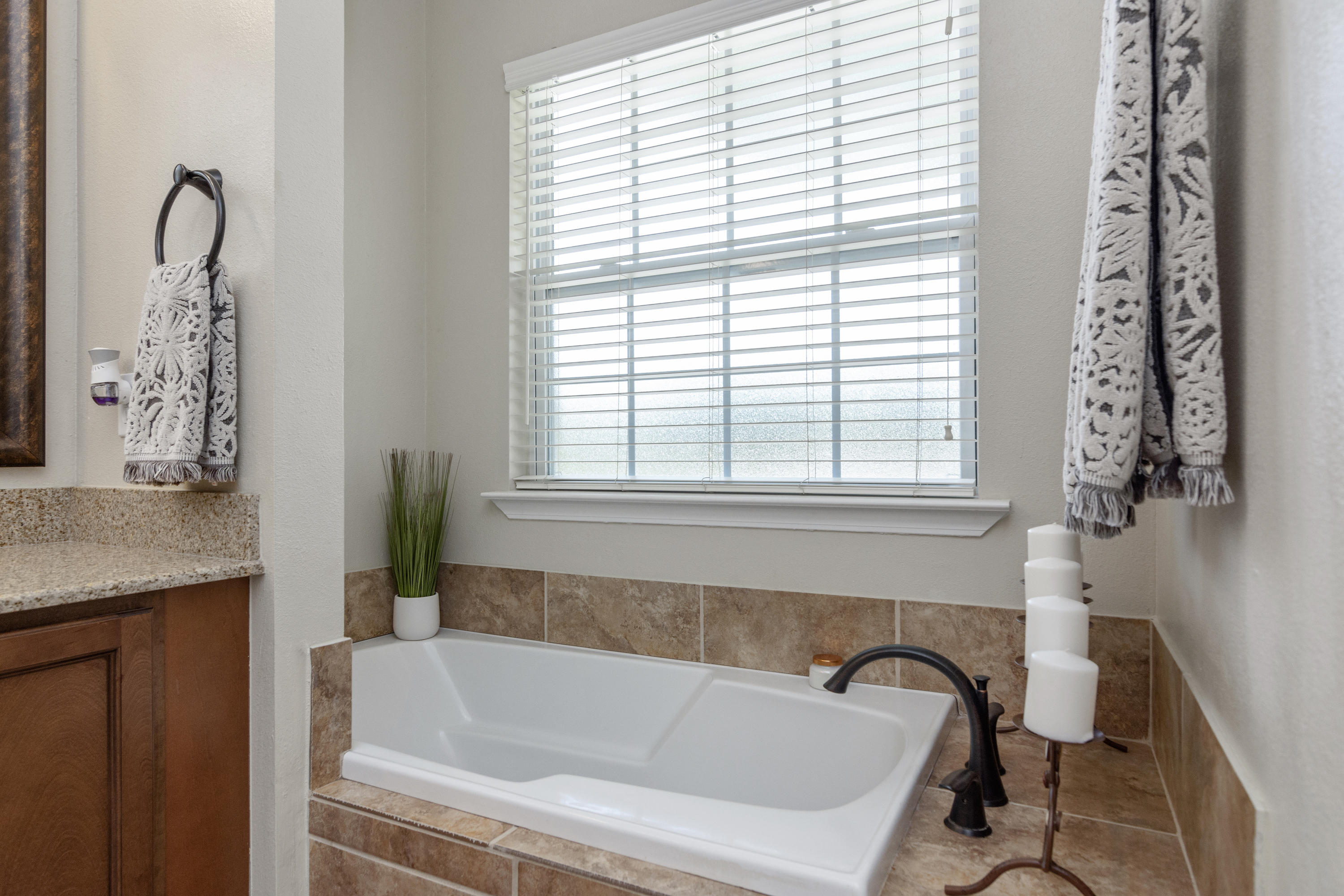 LAKE ARTHUR EST PH I - Residential