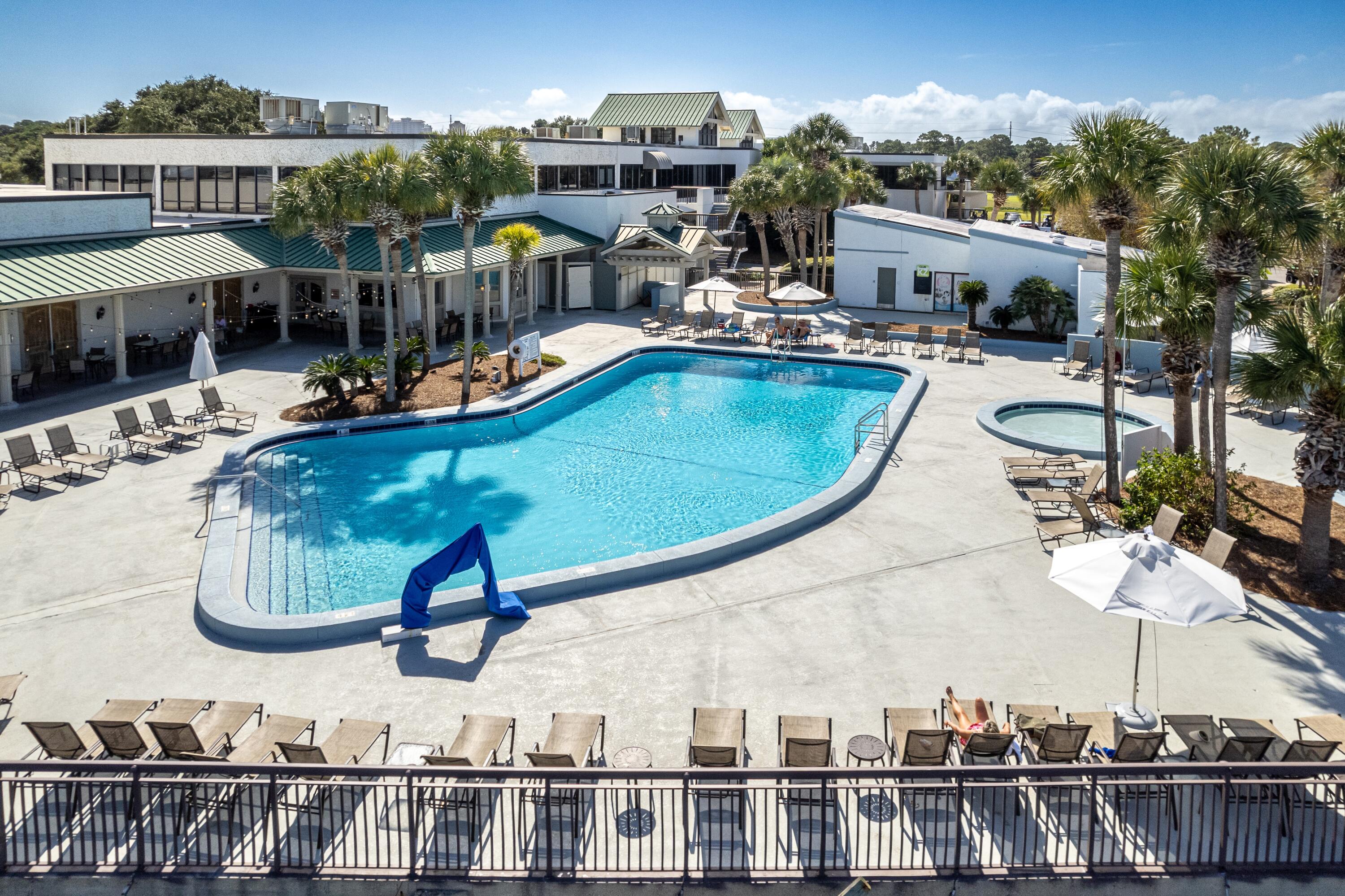 BAYSIDE CONDO SANDESTIN - Residential