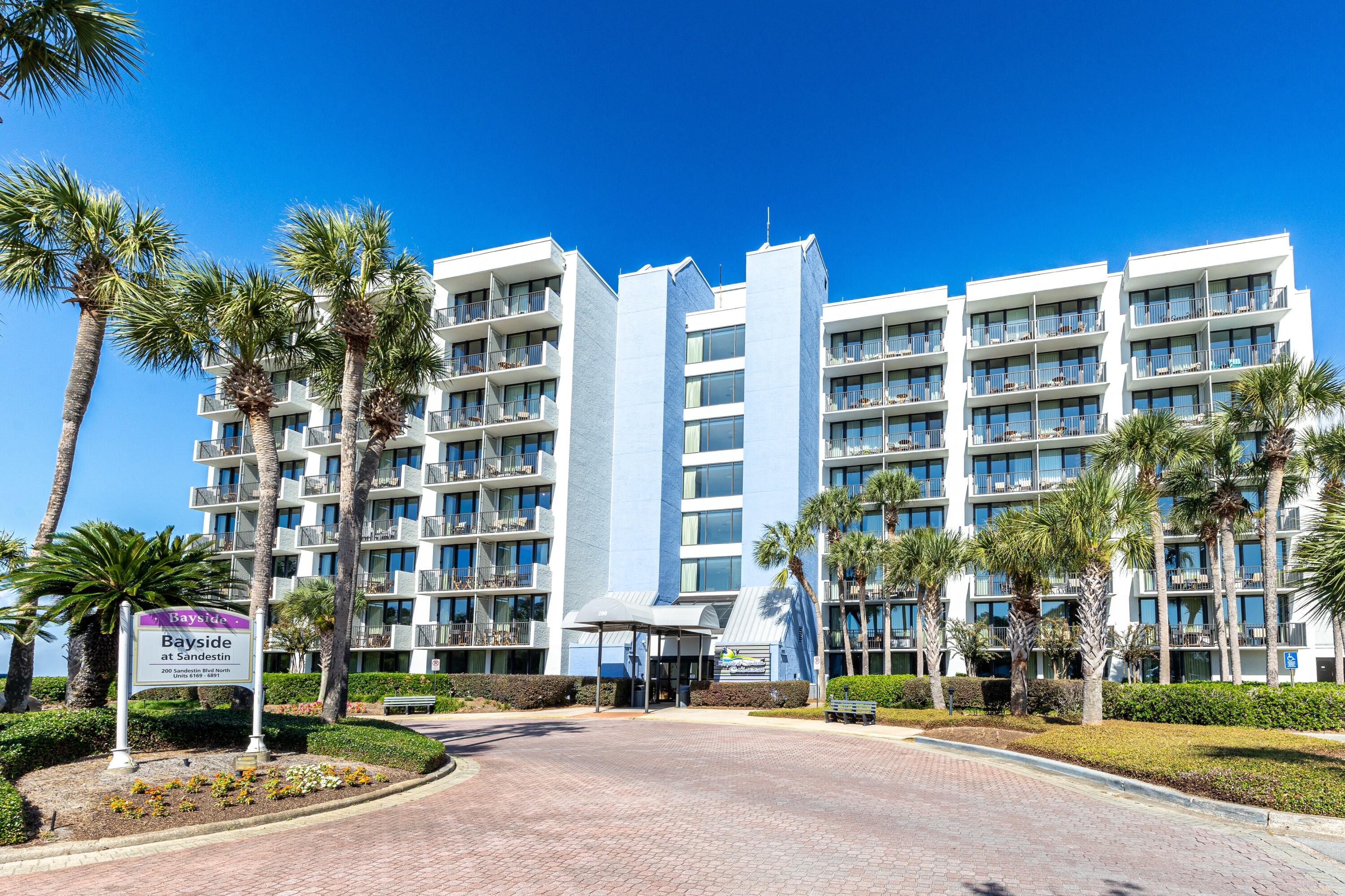 BAYSIDE CONDO SANDESTIN - Residential