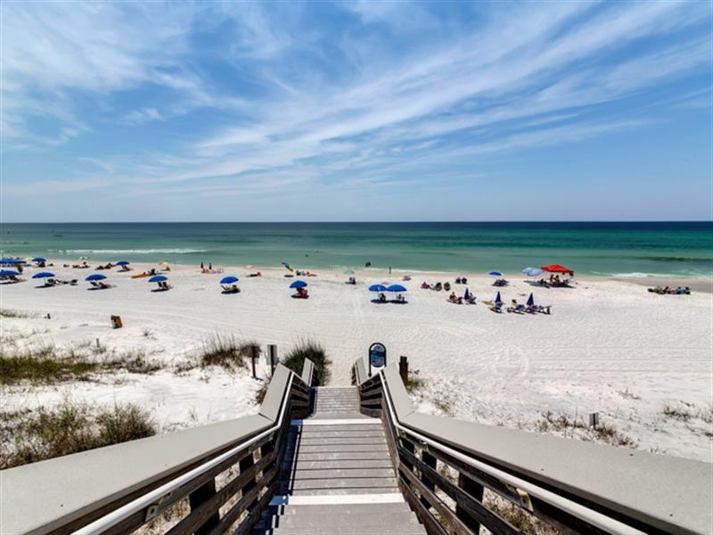 HIDDEN BEACH VILLAS CONDO - Residential