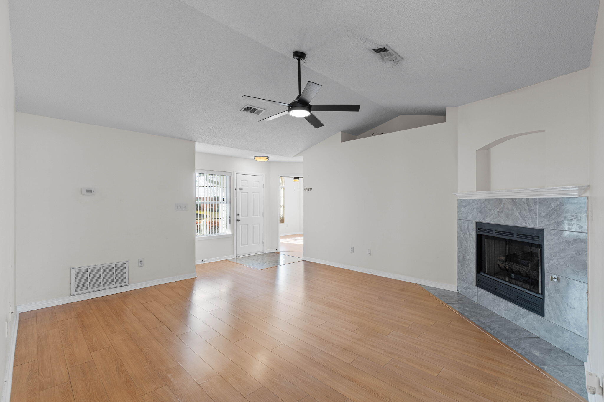 BENT TREE ESTATES - Residential Lease