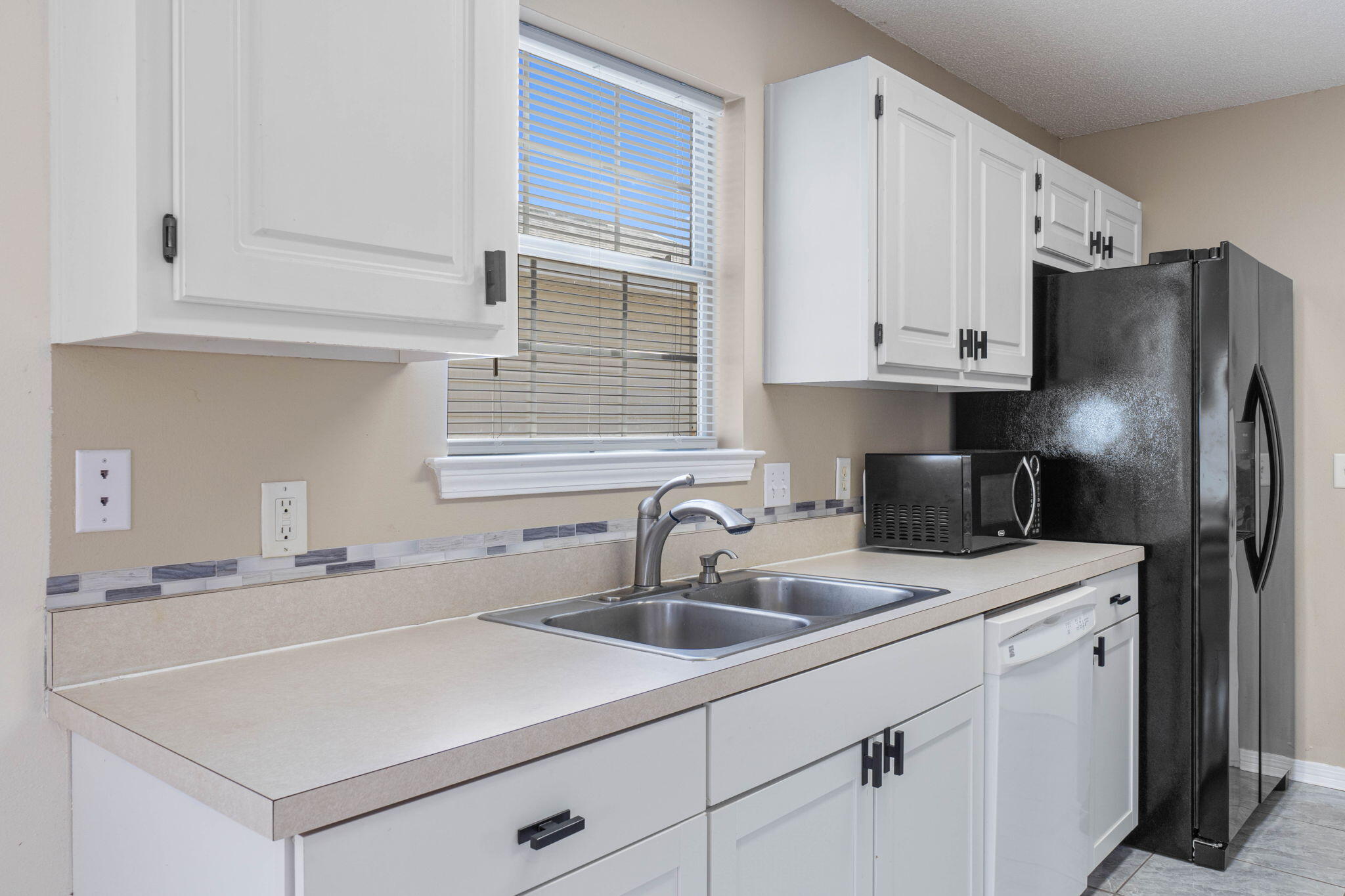BENT TREE ESTATES - Residential Lease