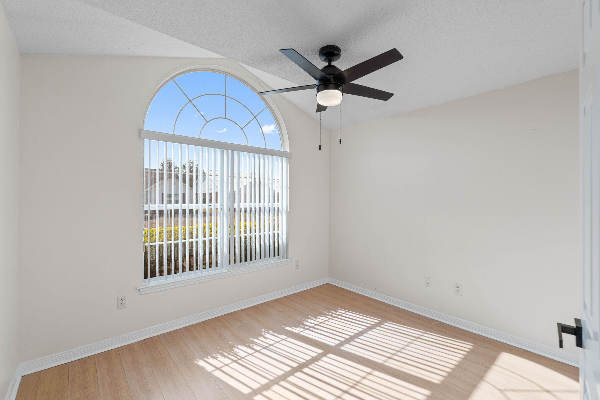 BENT TREE ESTATES - Residential Lease