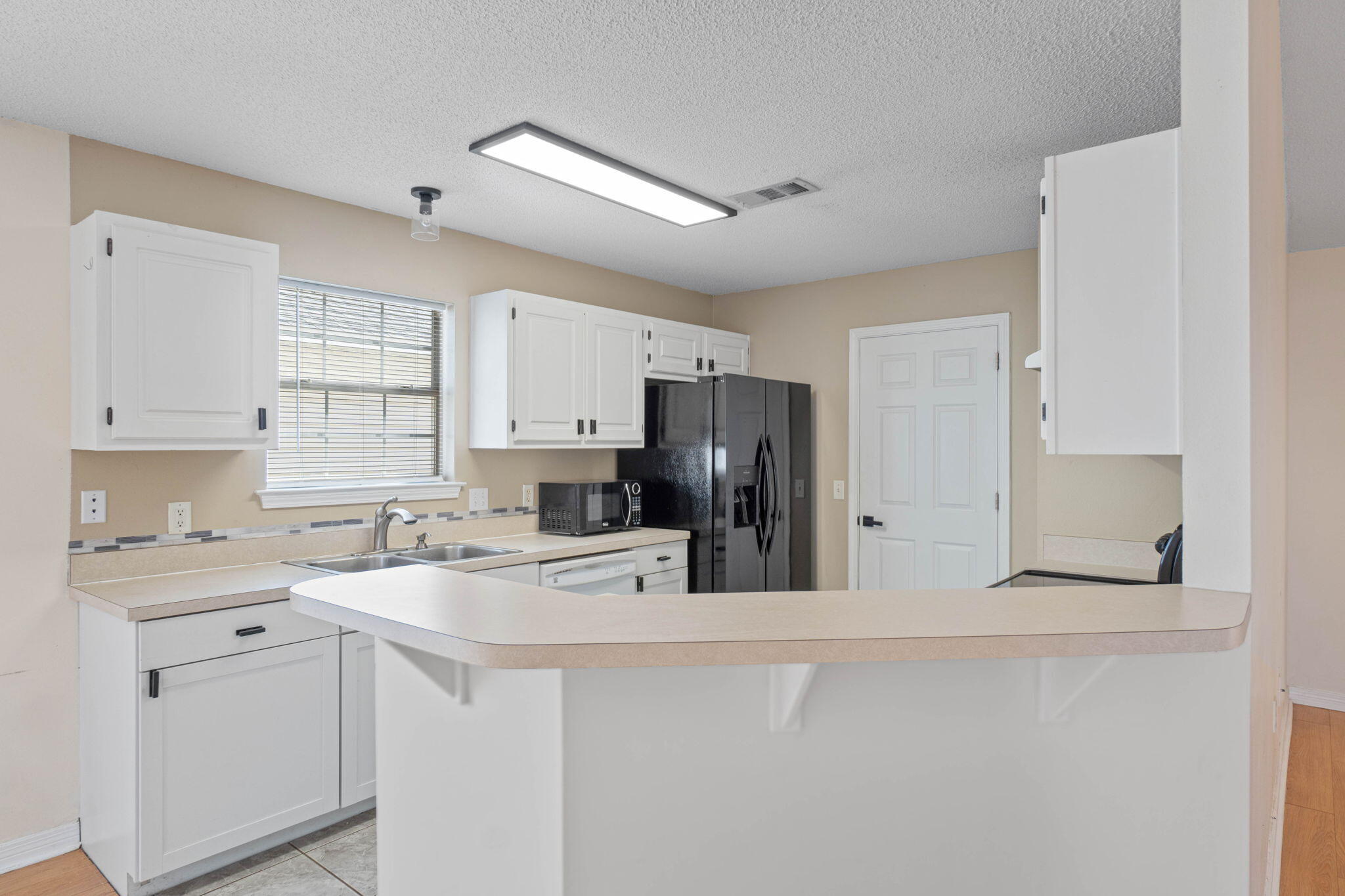 BENT TREE ESTATES - Residential Lease