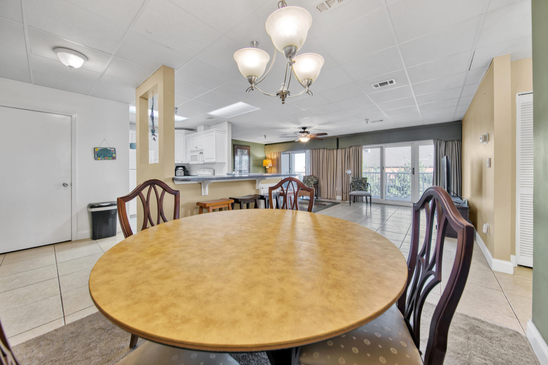 SUN KING TOWERS PH 1 - Residential