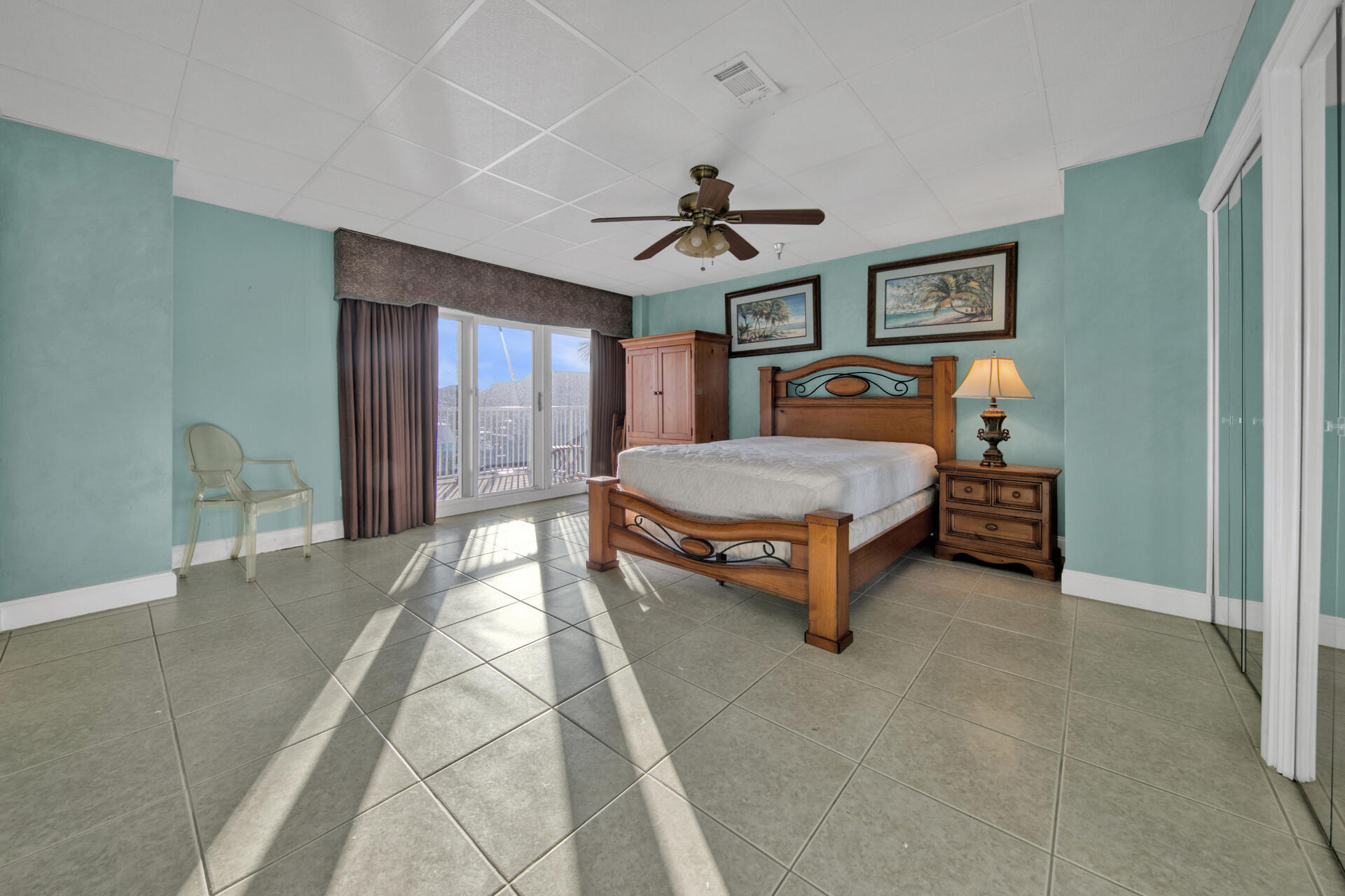 SUN KING TOWERS PH 1 - Residential