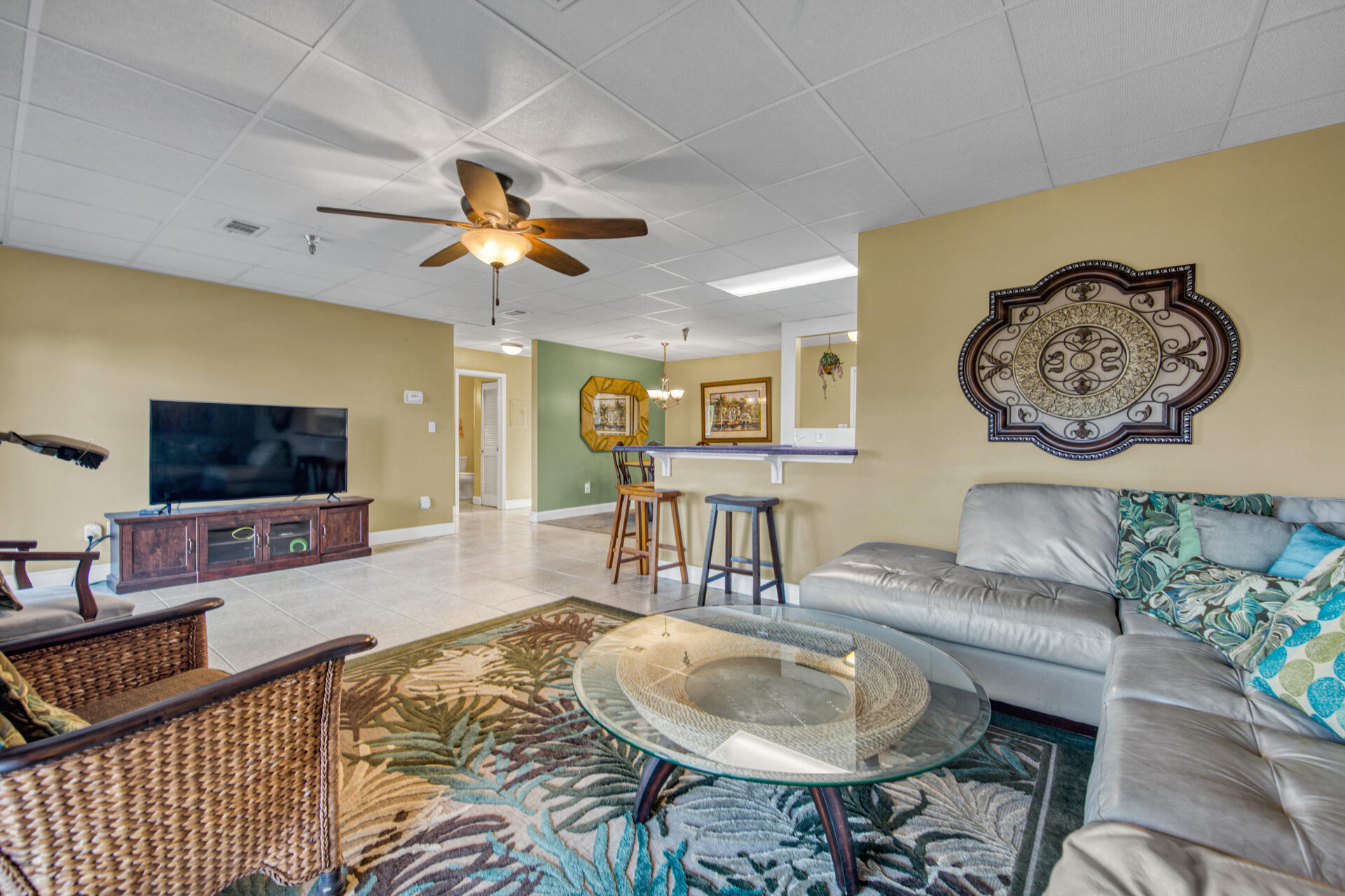 SUN KING TOWERS PH 1 - Residential