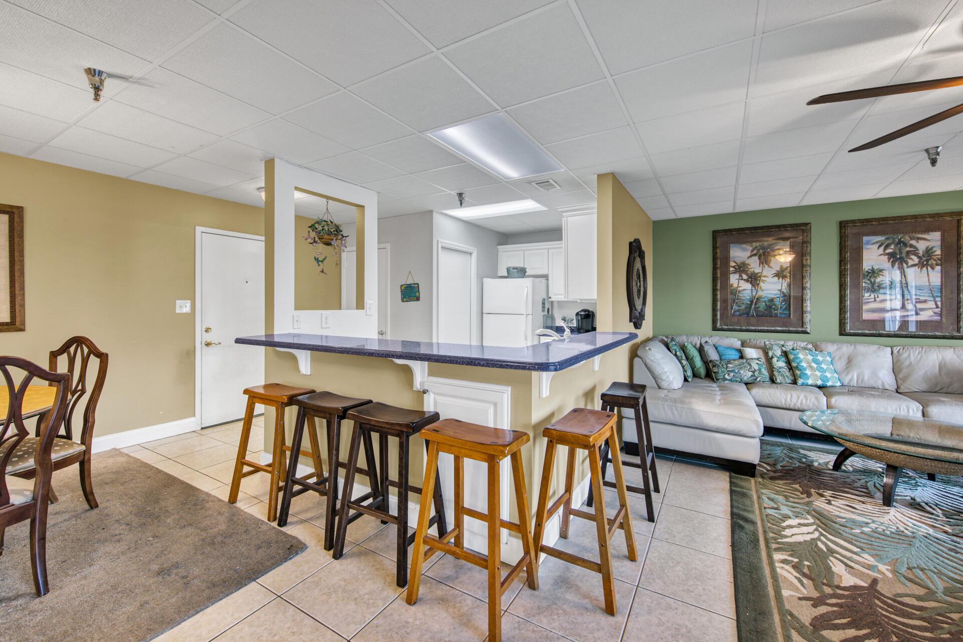 SUN KING TOWERS PH 1 - Residential