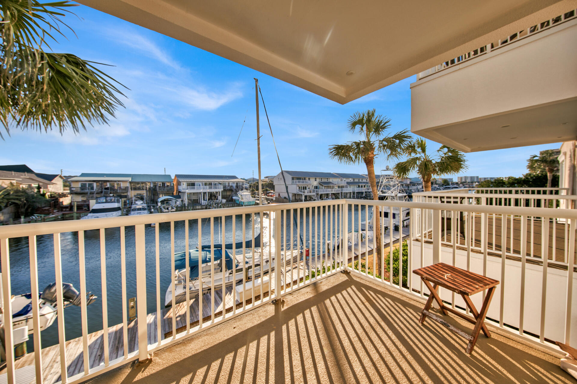 SUN KING TOWERS PH 1 - Residential