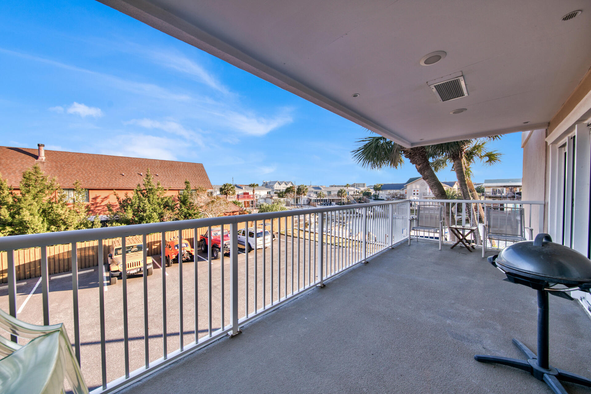 SUN KING TOWERS PH 1 - Residential