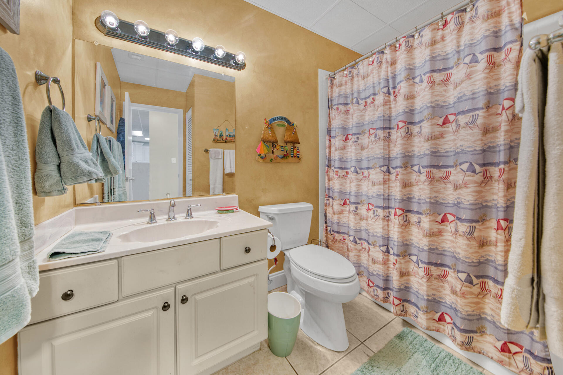 SUN KING TOWERS PH 1 - Residential