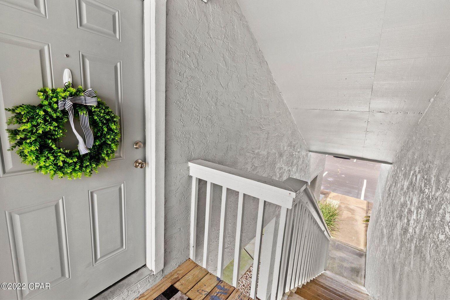 DOCKSIDE NORTH CONDO - Residential