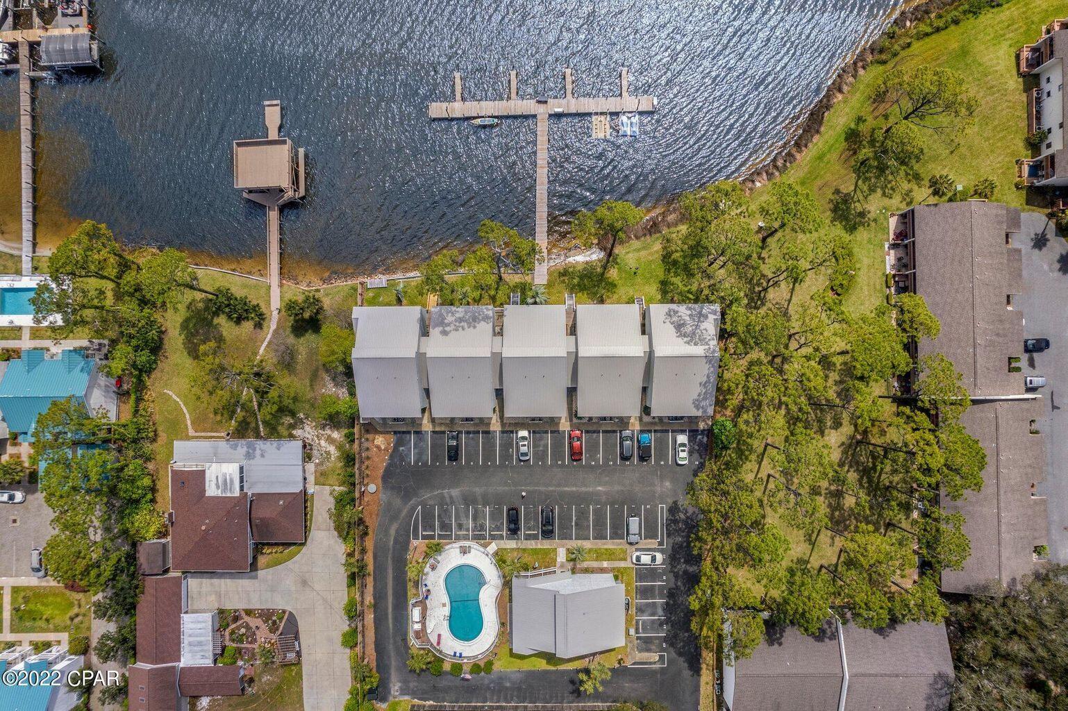 DOCKSIDE NORTH CONDO - Residential