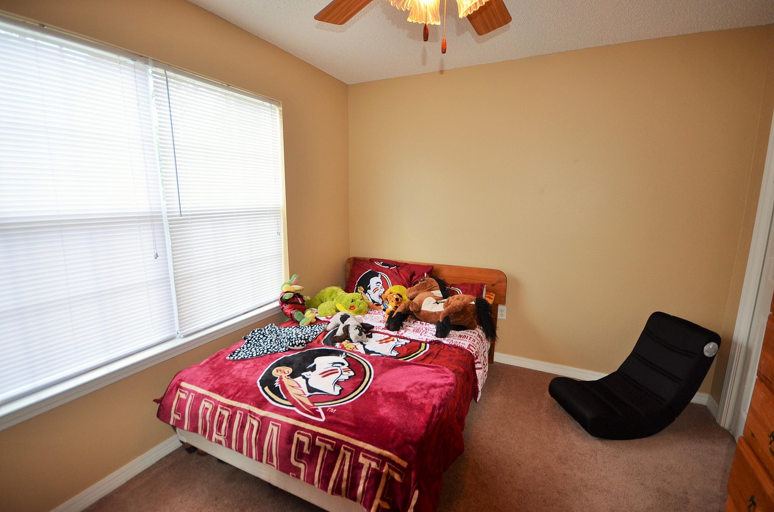 OAKDALE MINI FARMS - Residential