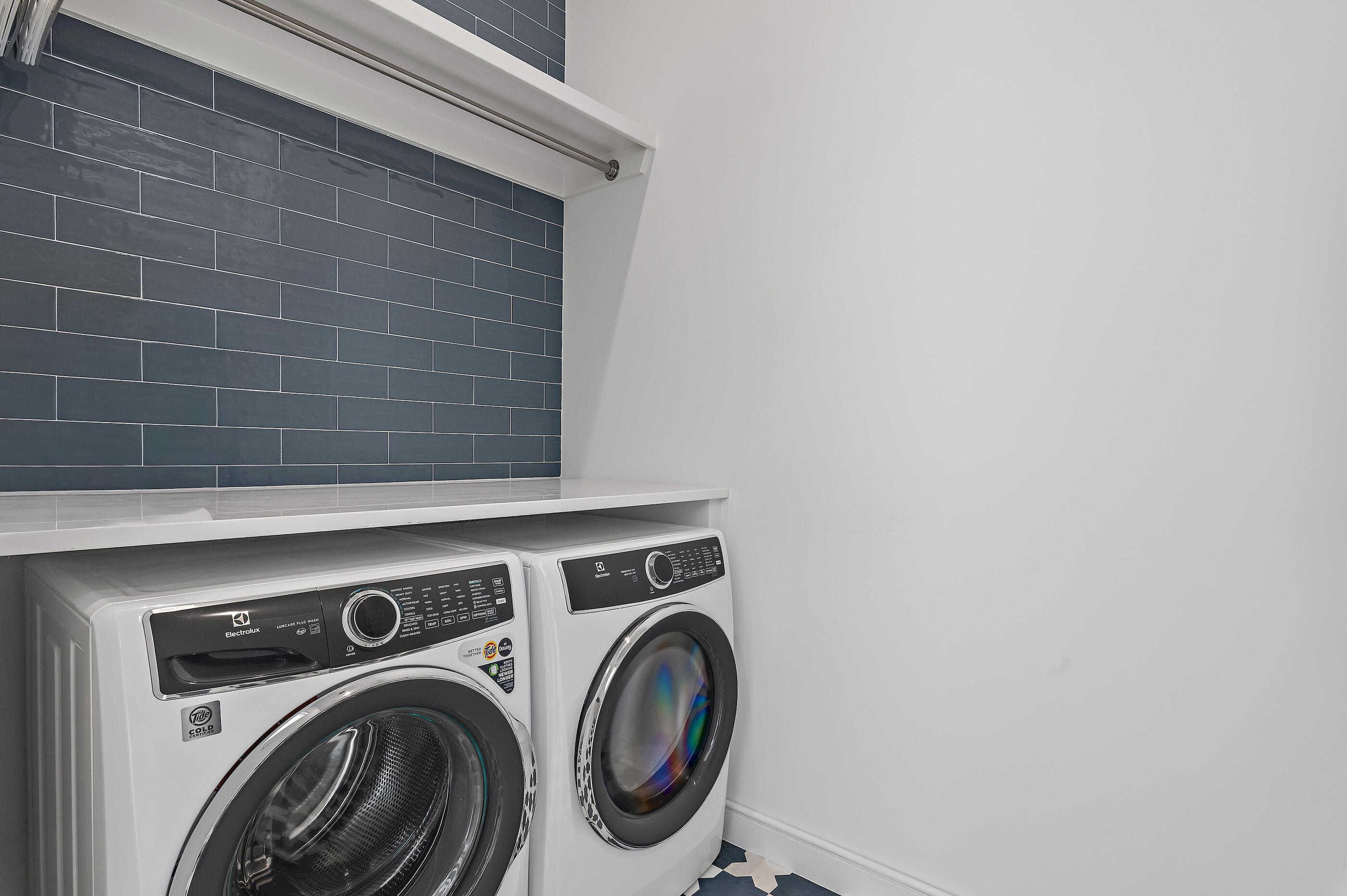 ALYS BEACH - Residential