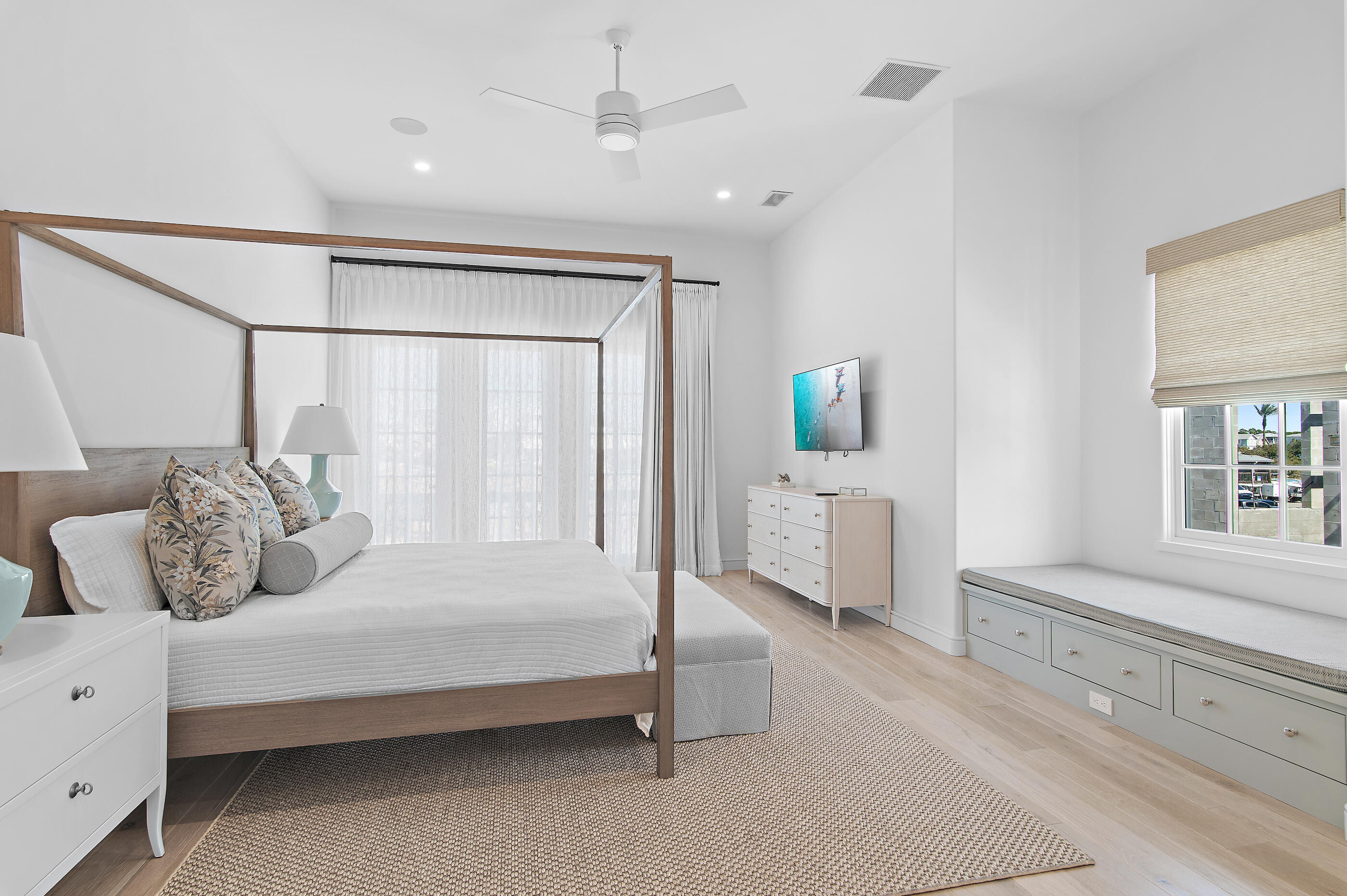 ALYS BEACH - Residential