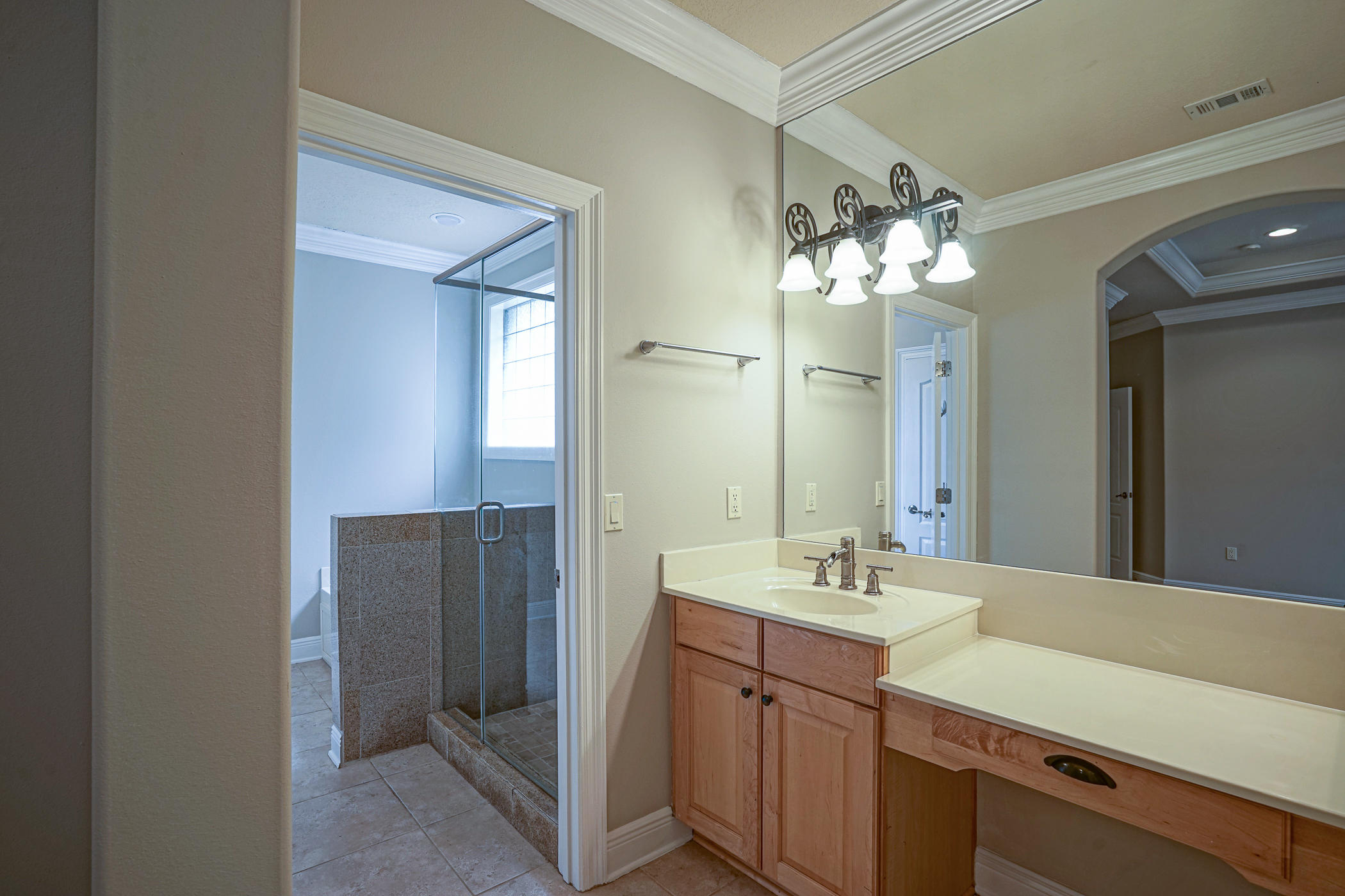 CHARDONNAY ESTATES - Residential