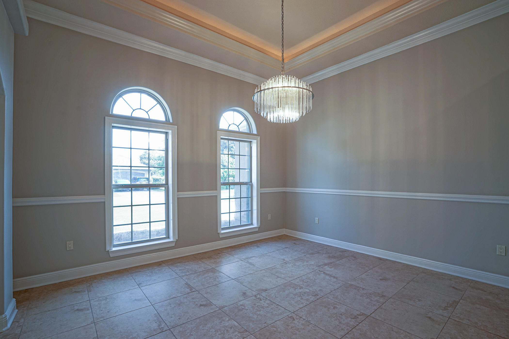 CHARDONNAY ESTATES - Residential