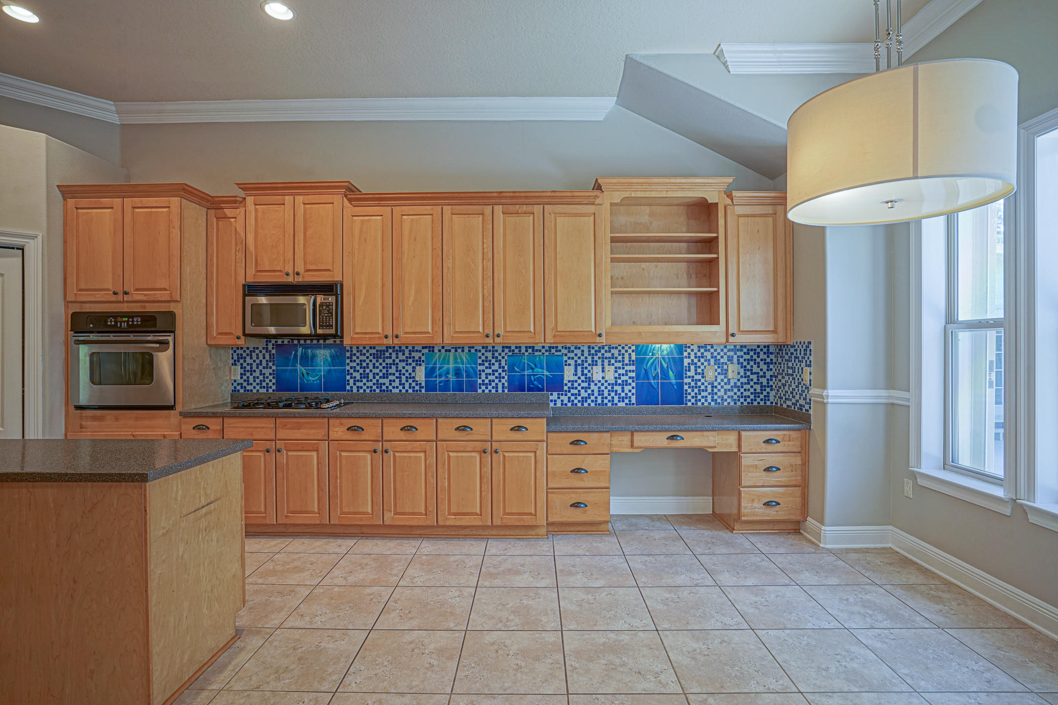 CHARDONNAY ESTATES - Residential