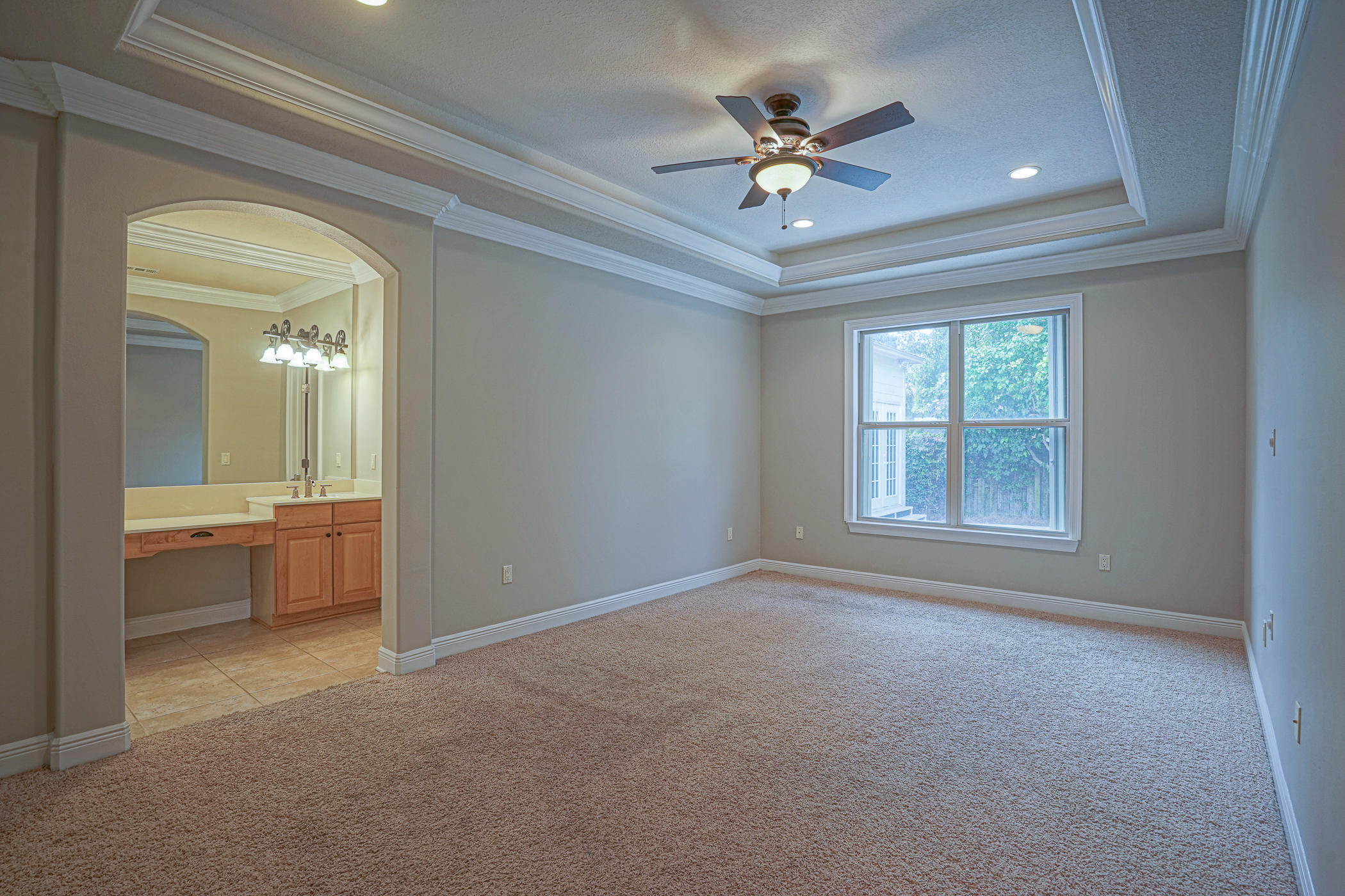 CHARDONNAY ESTATES - Residential