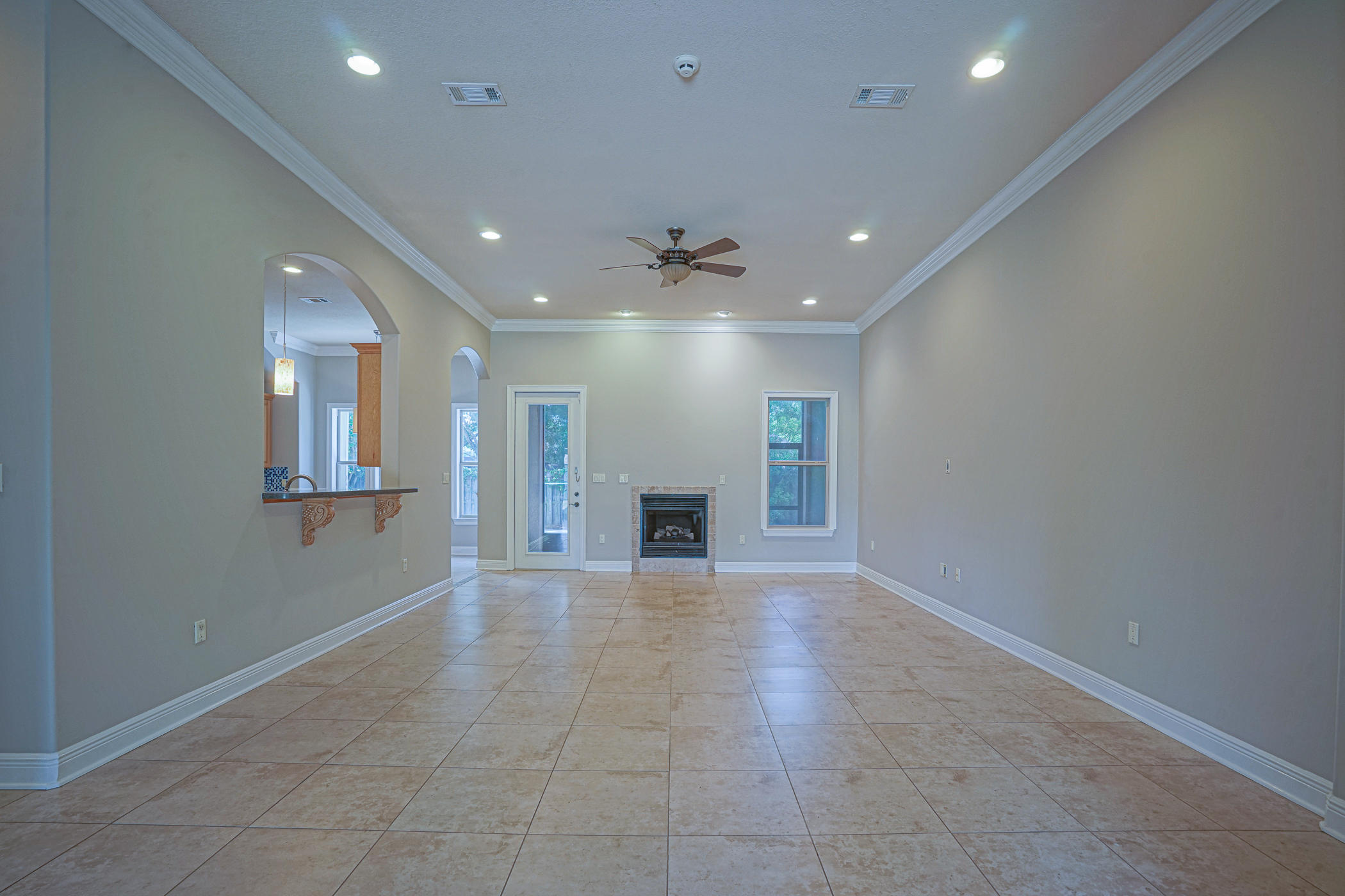 CHARDONNAY ESTATES - Residential