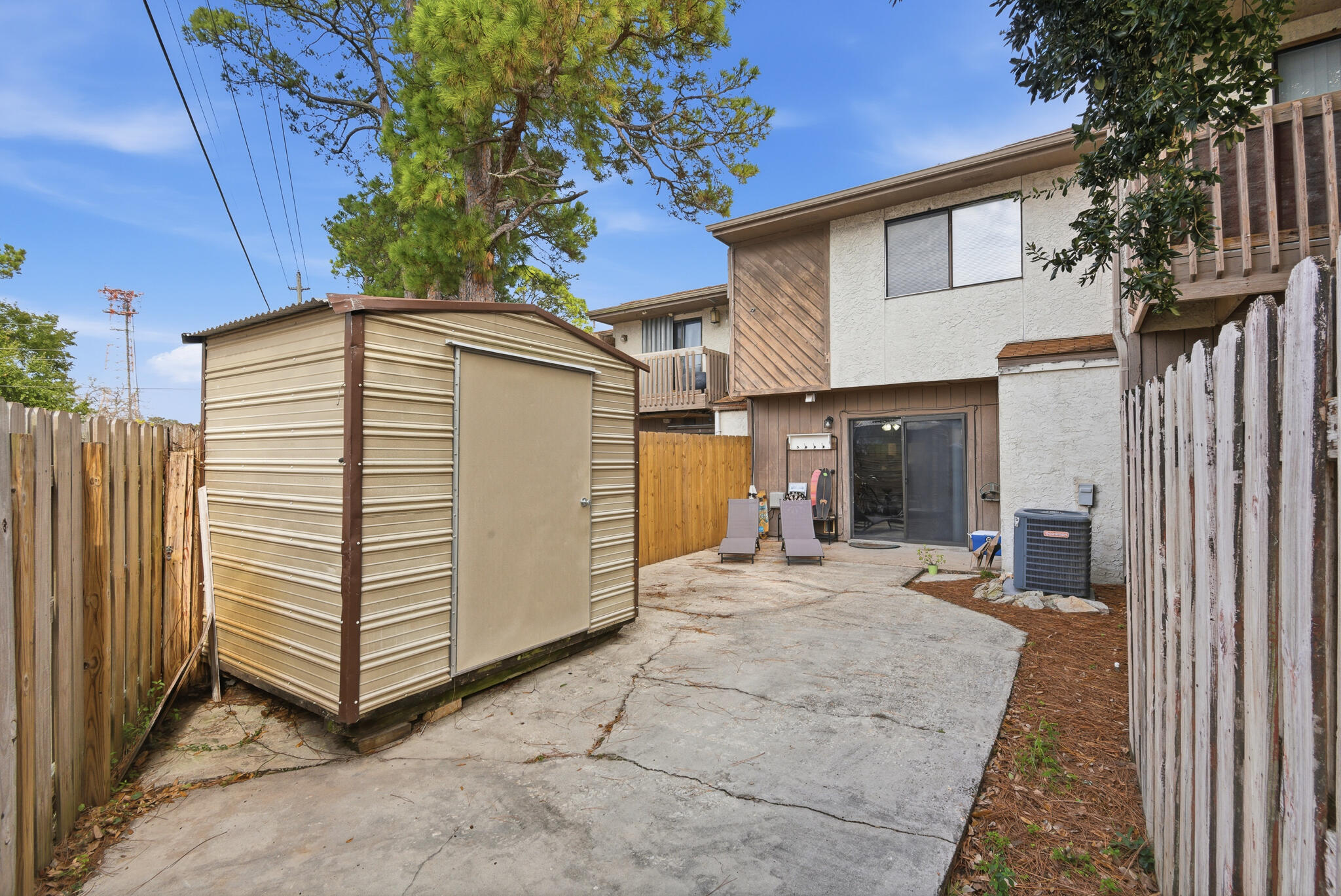 NEW WALTON VILLAGE - Residential