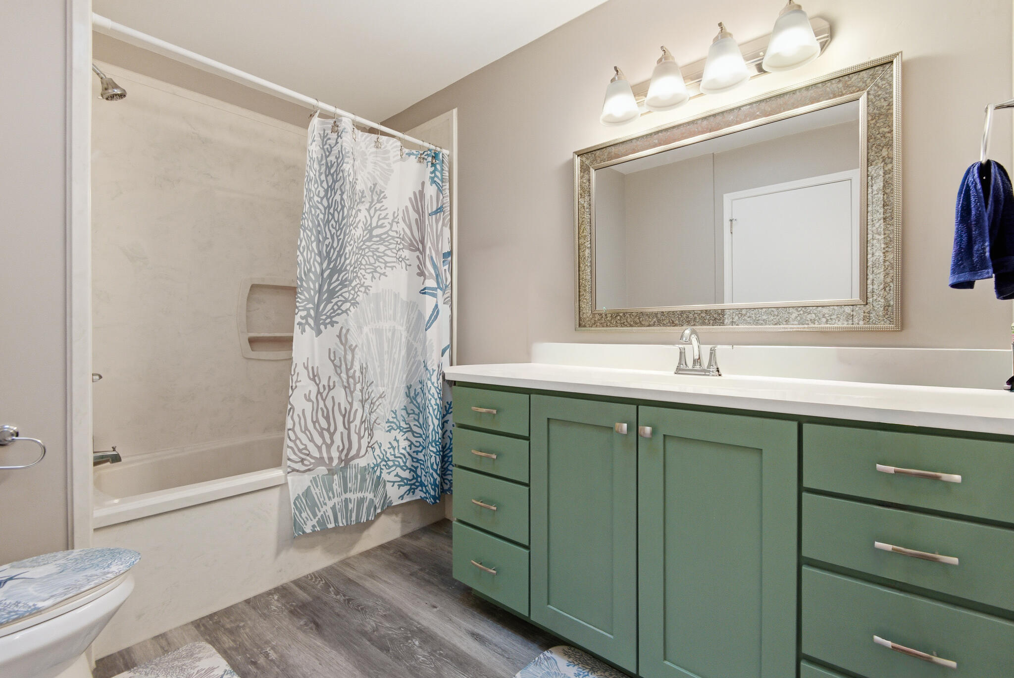 NEW WALTON VILLAGE - Residential