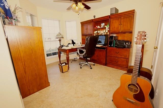 PARADISE RETREAT - Residential